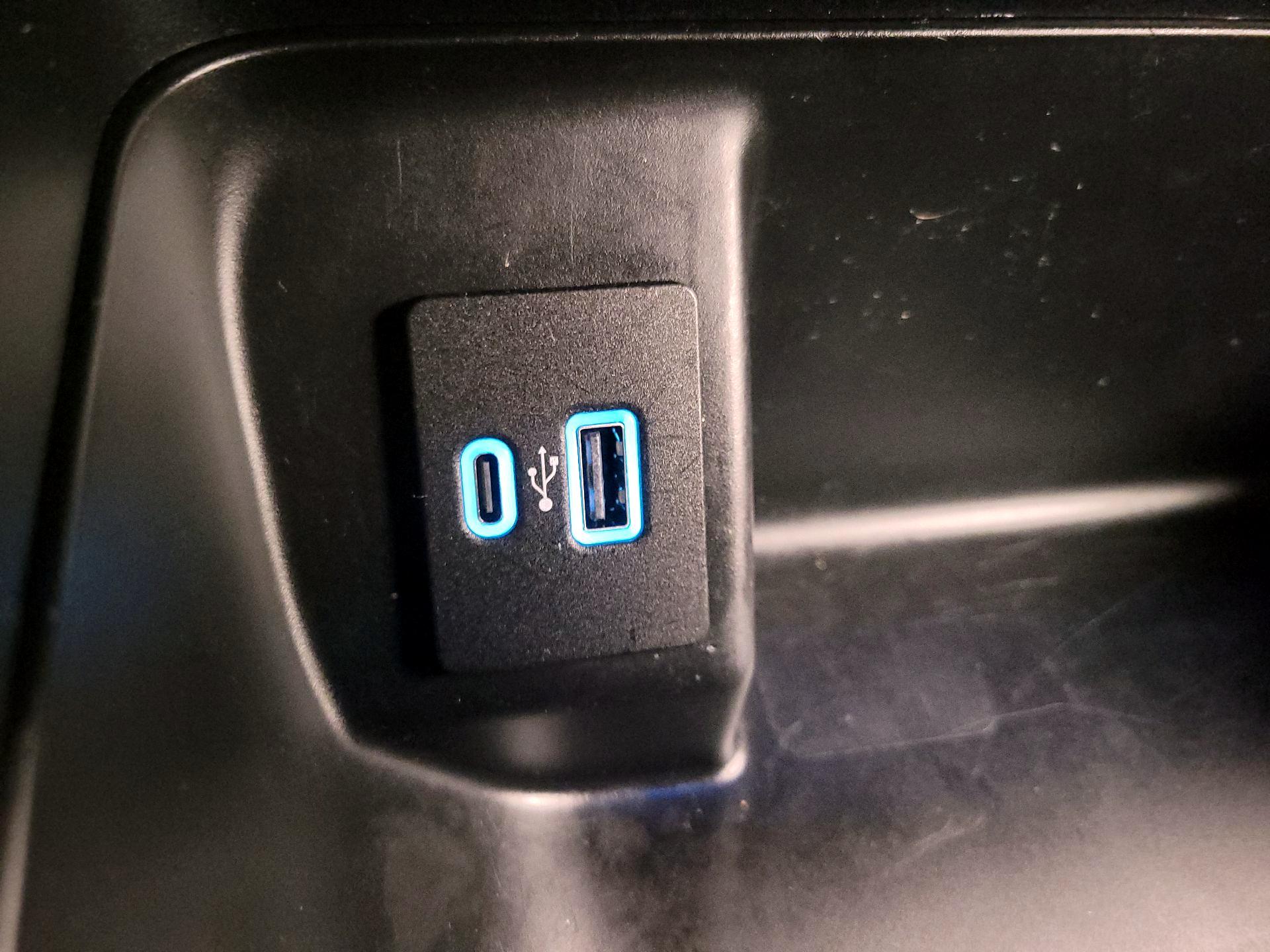 Thumbnail: 2023 Ford F-150 - 19