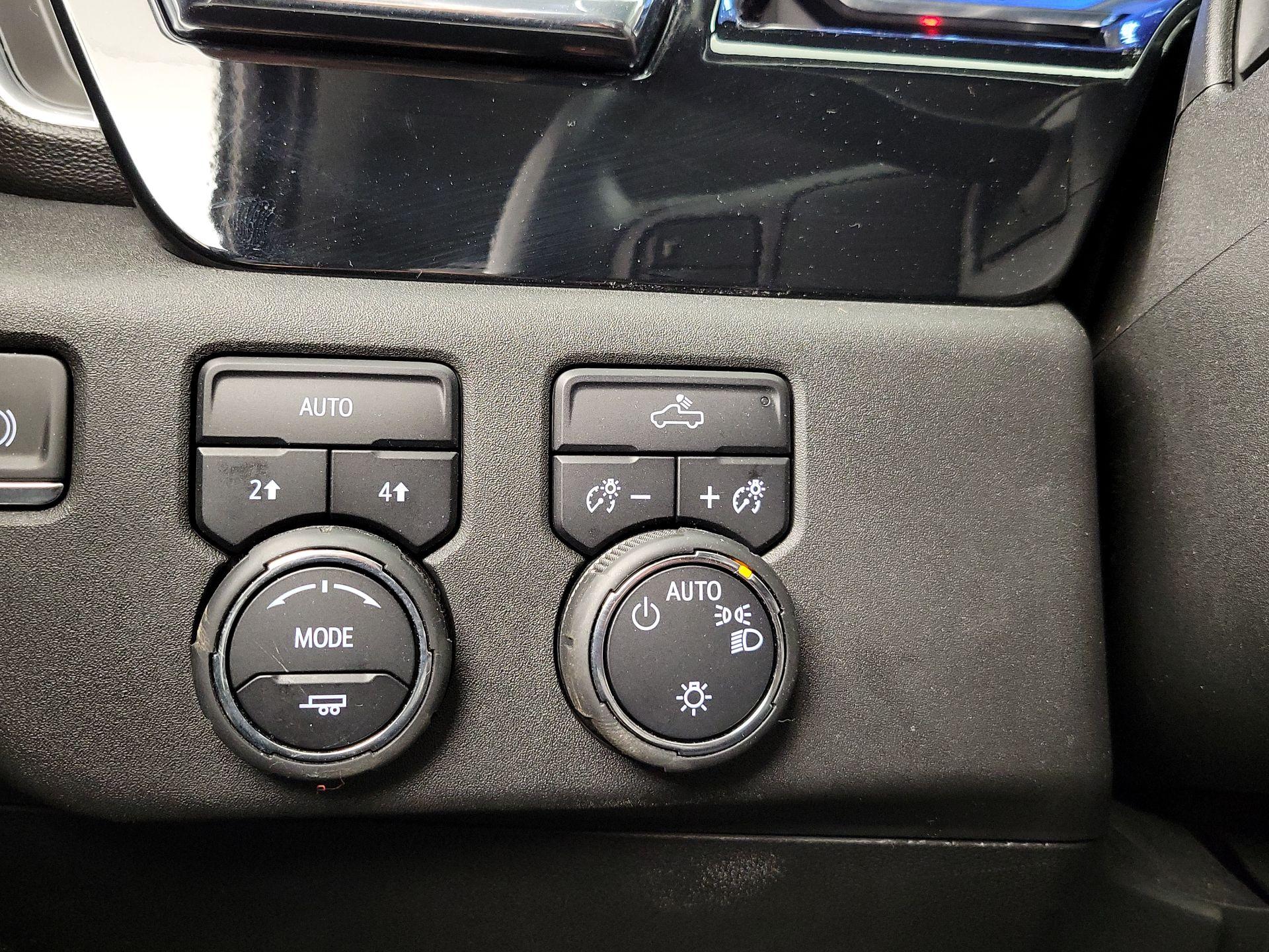 Thumbnail: 2023 Chevrolet Silverado 1500 - 16