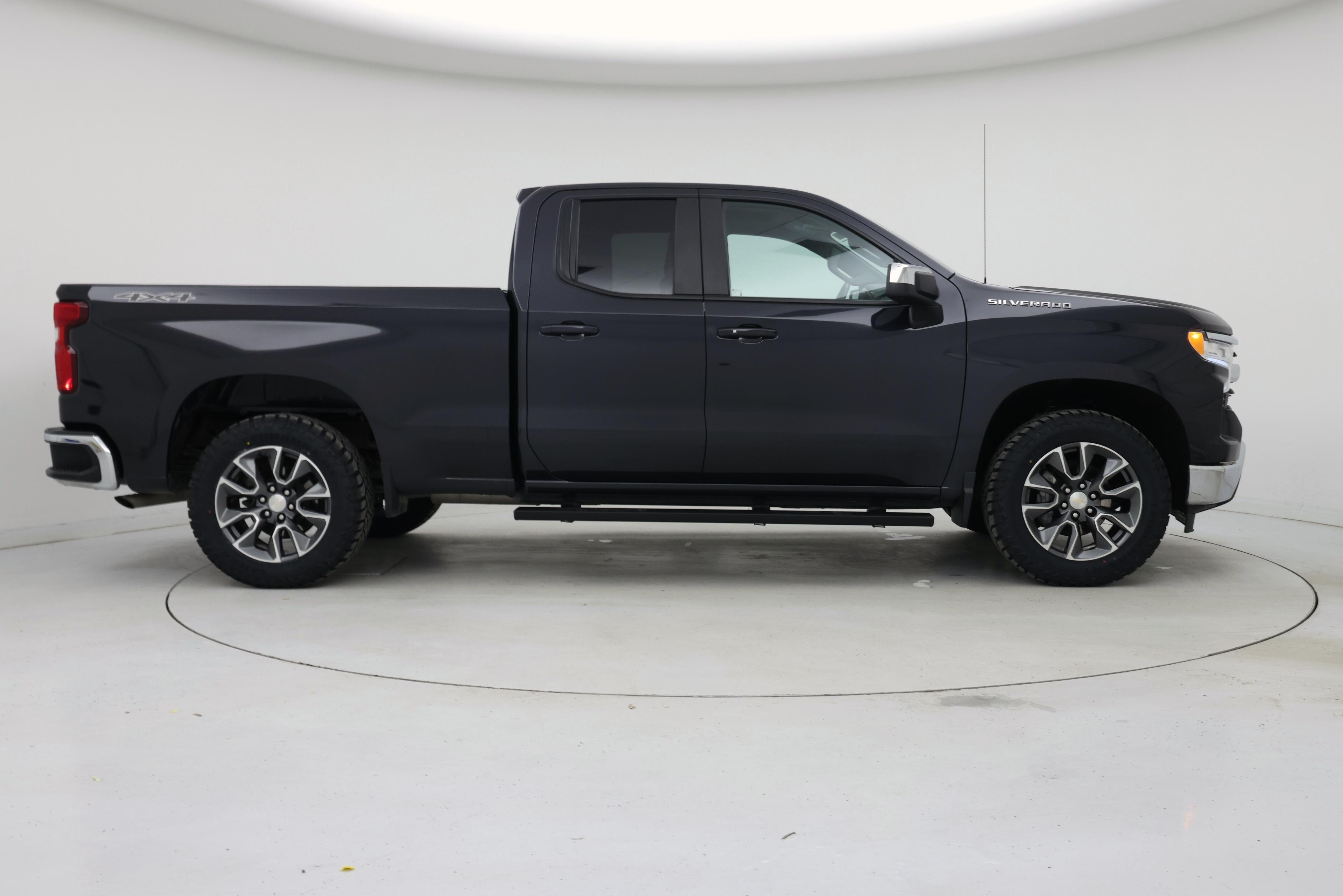 Thumbnail: 2023 Chevrolet Silverado 1500 - 7