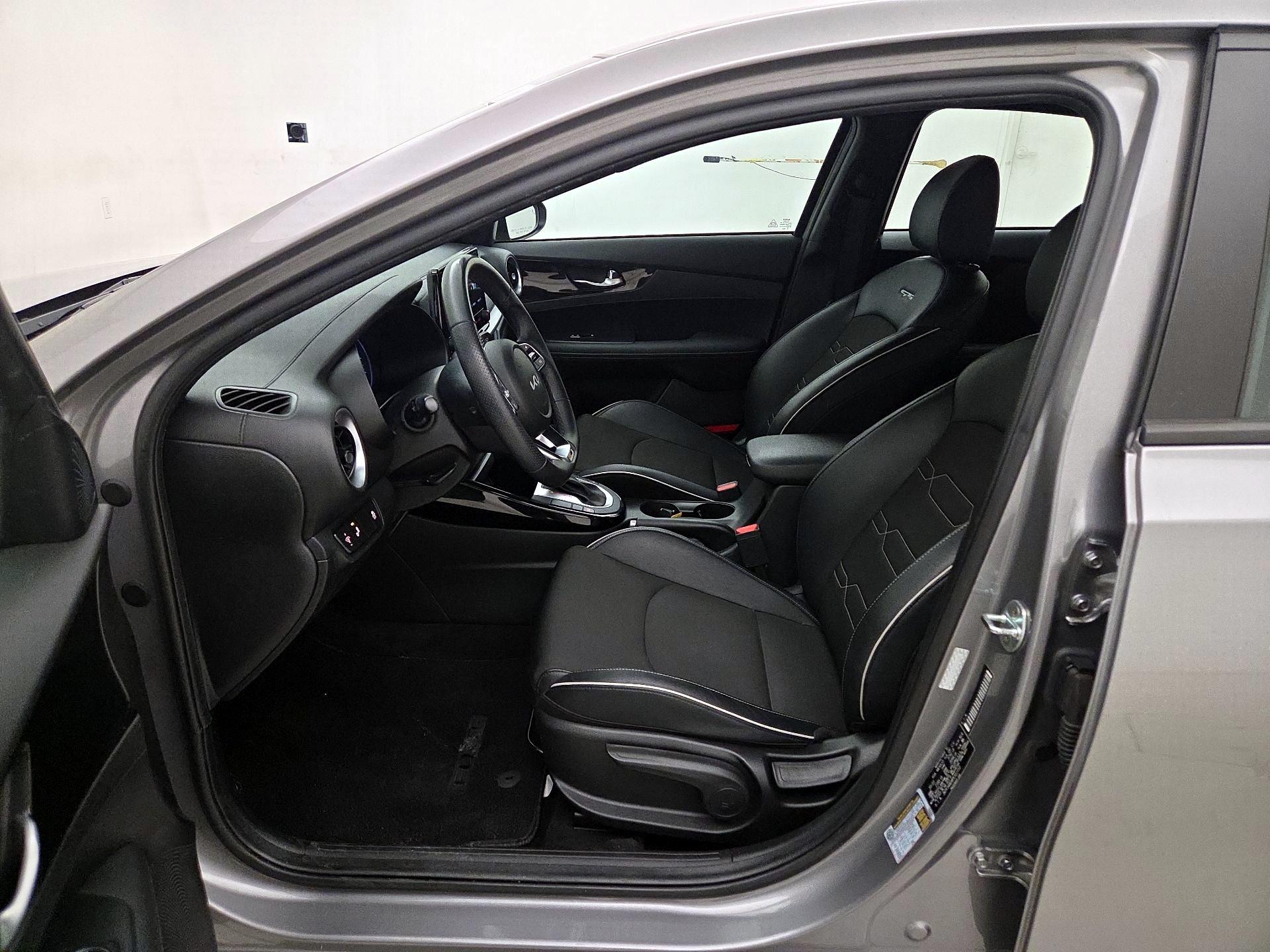 Thumbnail: 2023 Kia Forte - 11