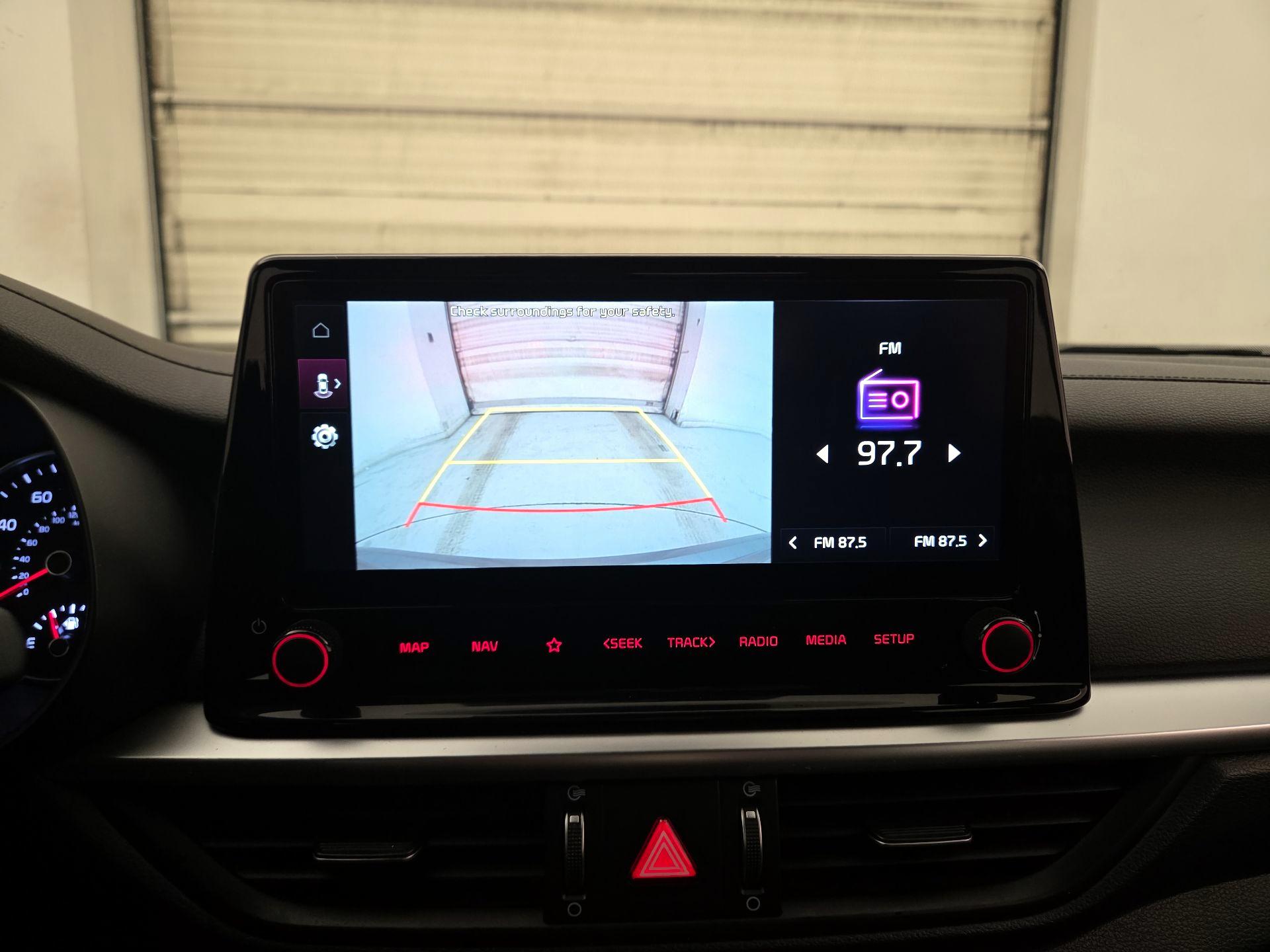 Thumbnail: 2023 Kia Forte - 15