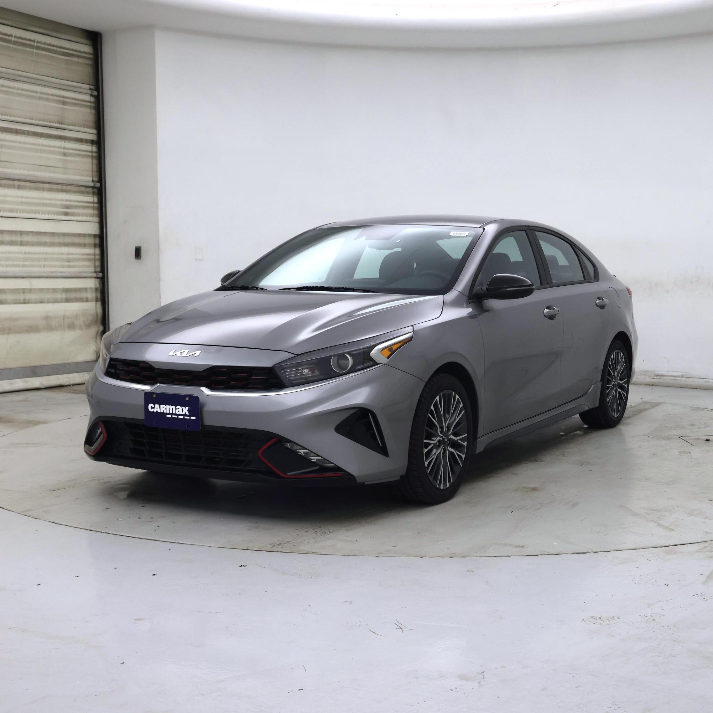 Thumbnail: 2023 Kia Forte - 4