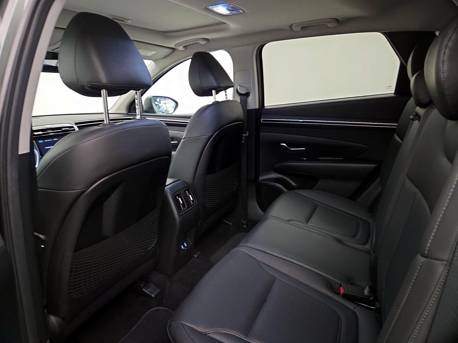 Thumbnail: 2023 Hyundai Tucson - 18