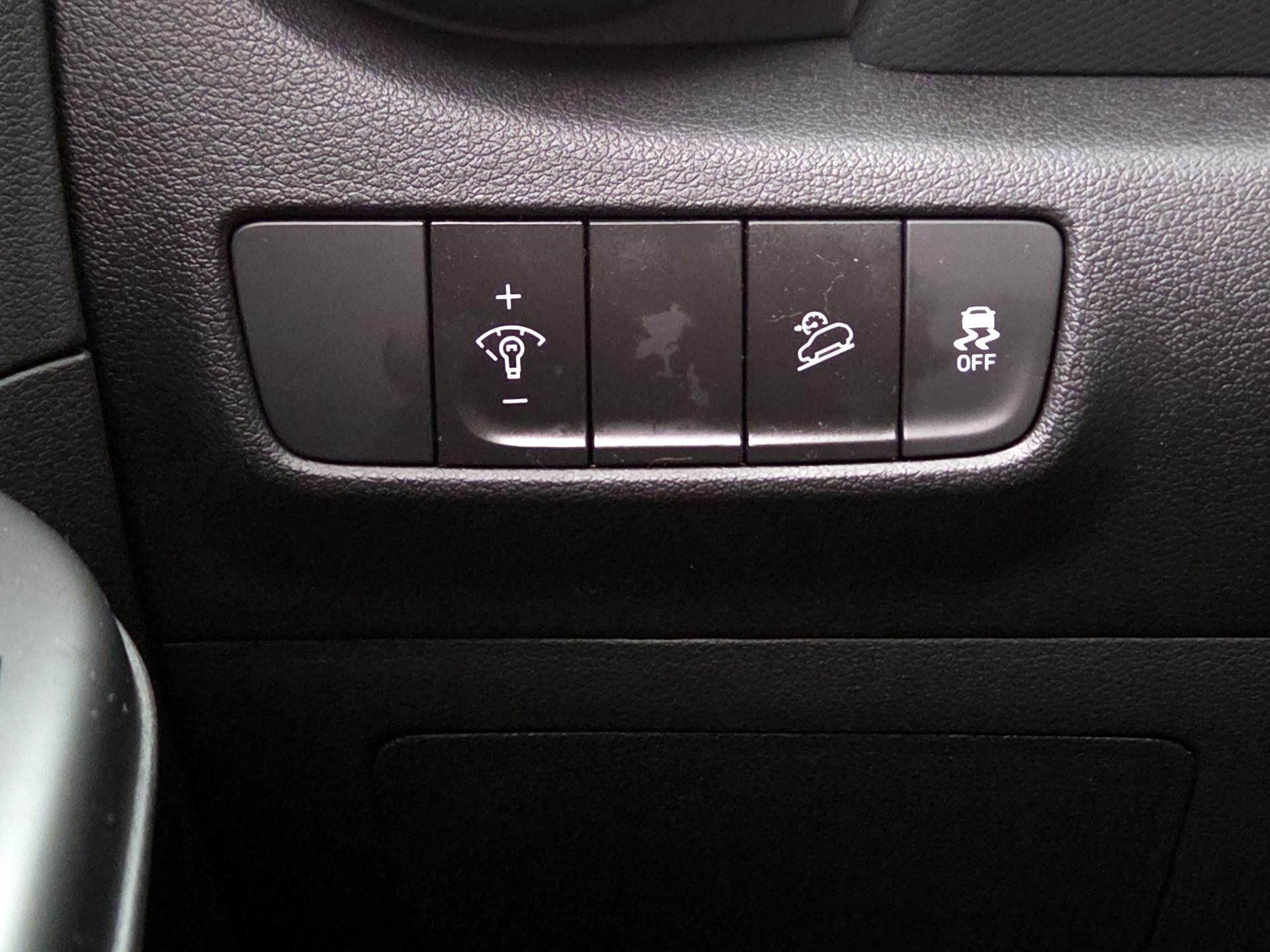 Thumbnail: 2023 Hyundai Kona - 13