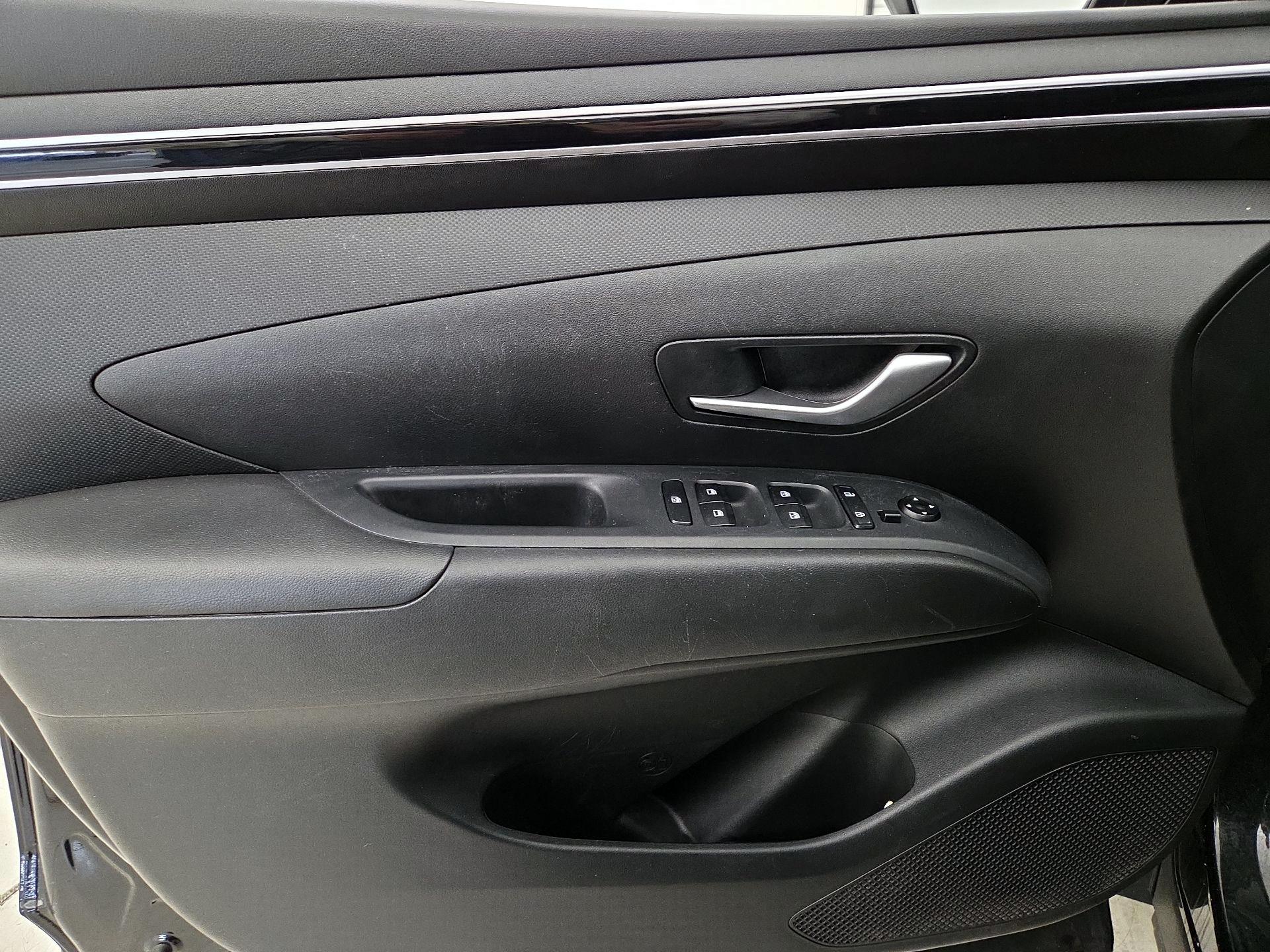 Thumbnail: 2023 Hyundai Tucson - 12