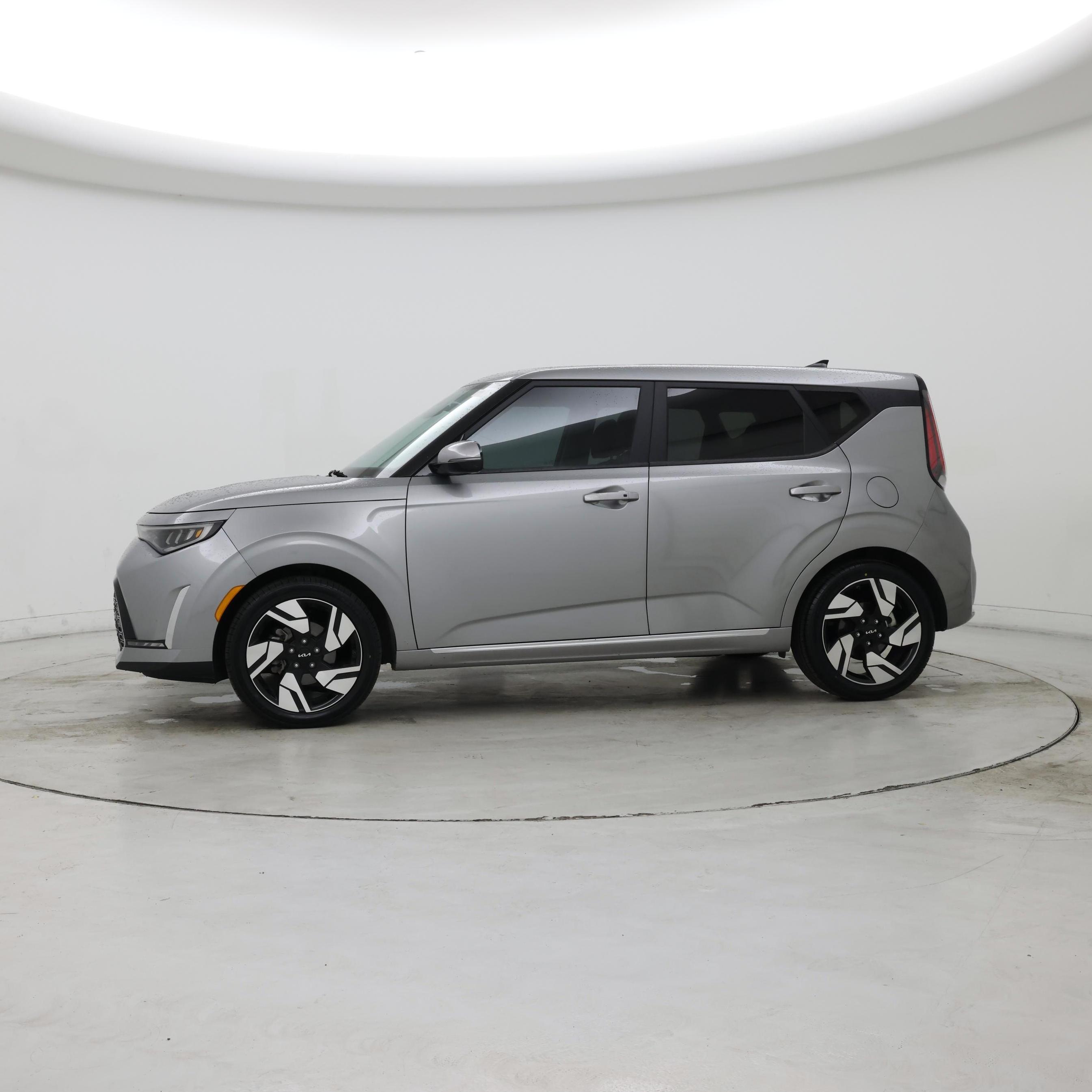 Thumbnail: 2023 Kia Soul - 3
