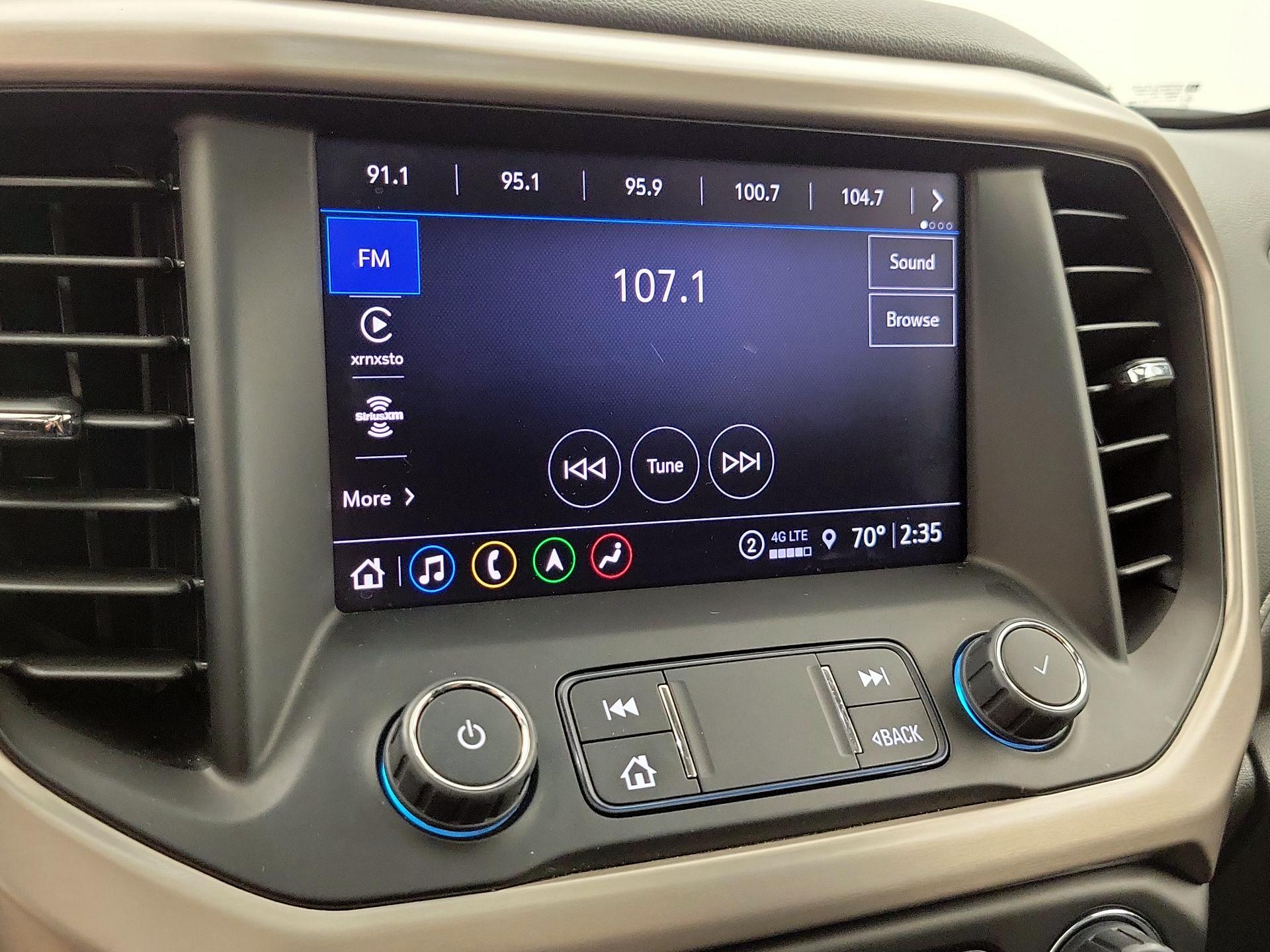 Thumbnail: 2023 GMC Acadia - 16