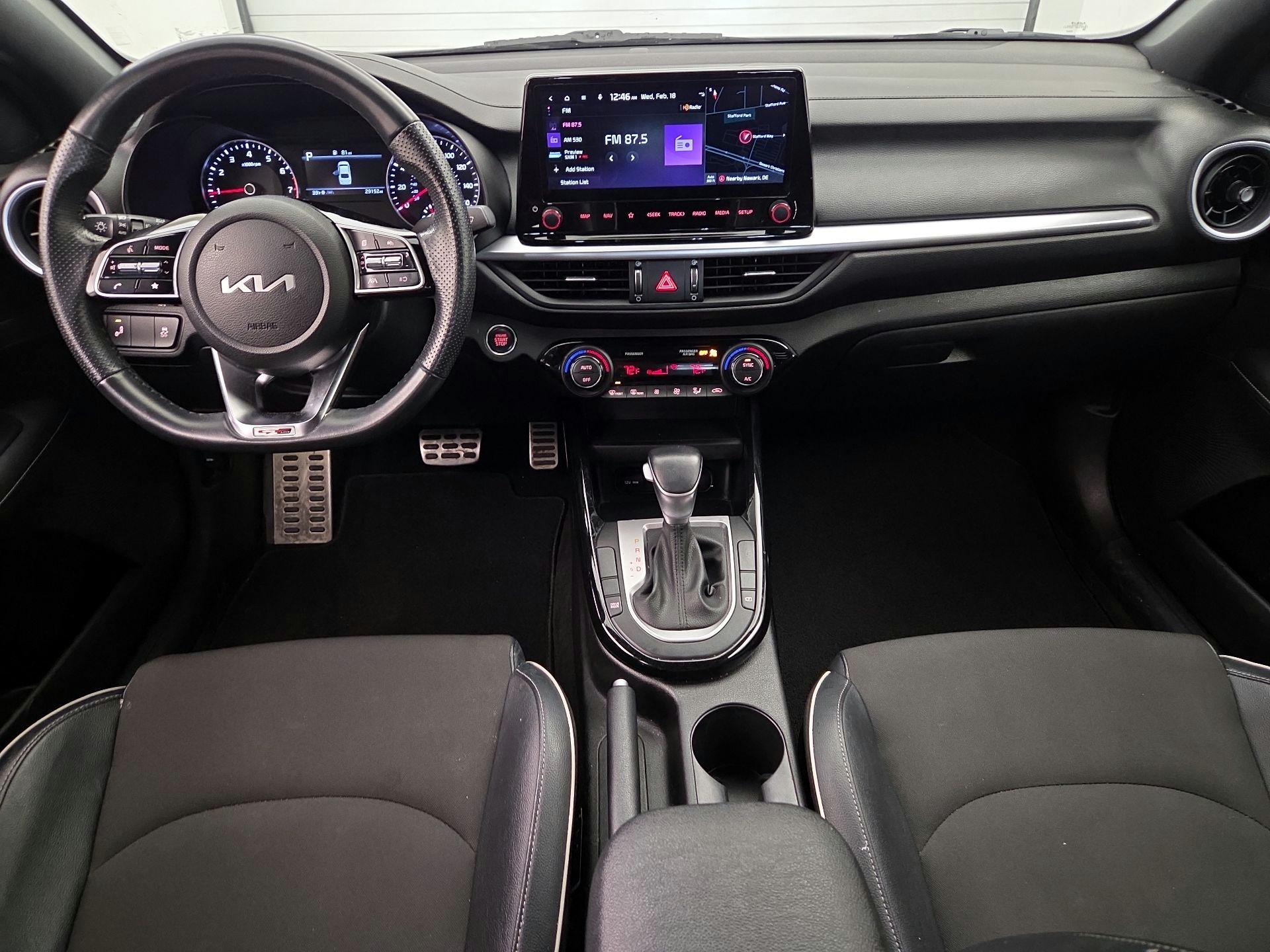 Thumbnail: 2023 Kia Forte - 9