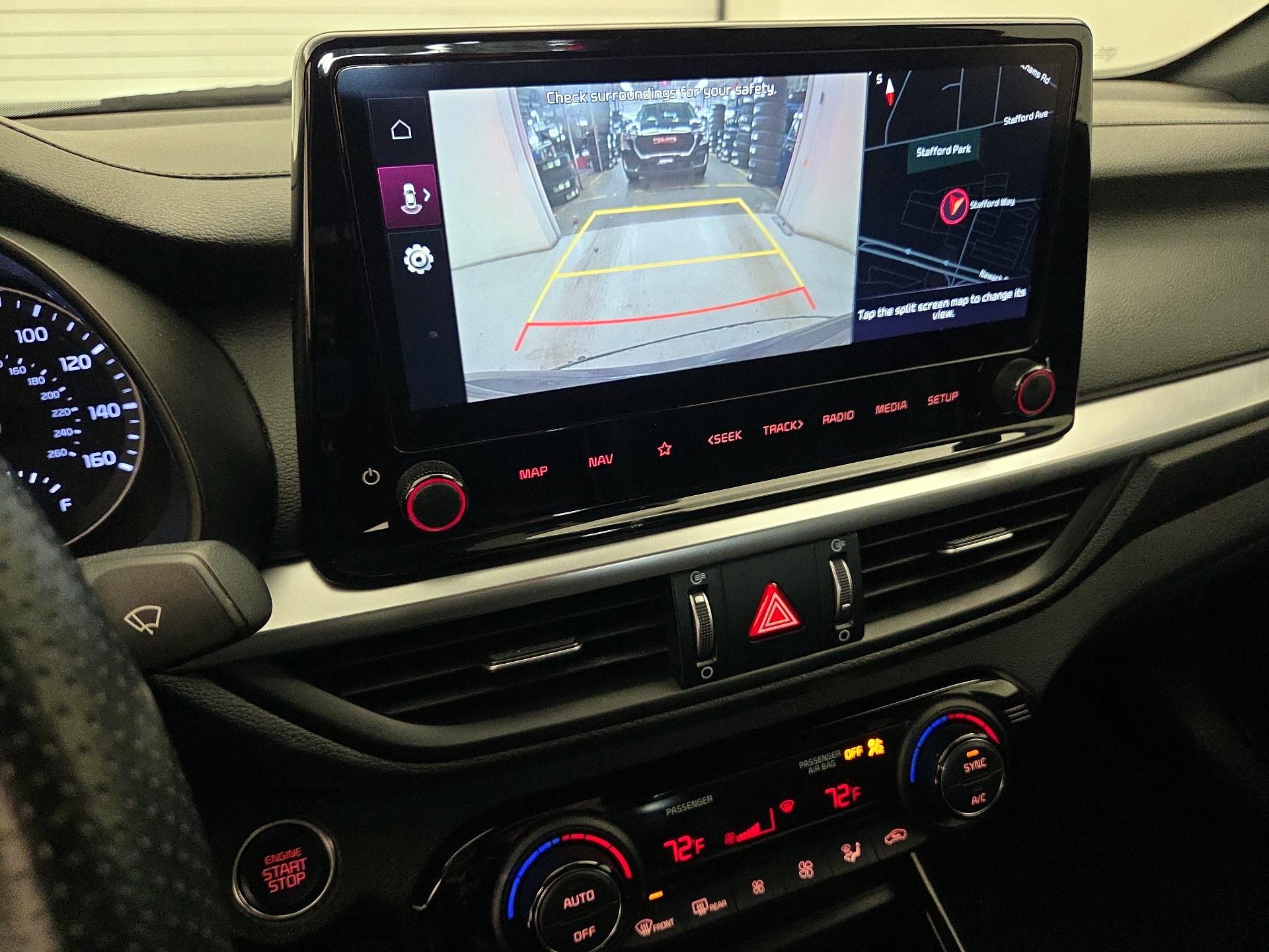 Thumbnail: 2023 Kia Forte - 14