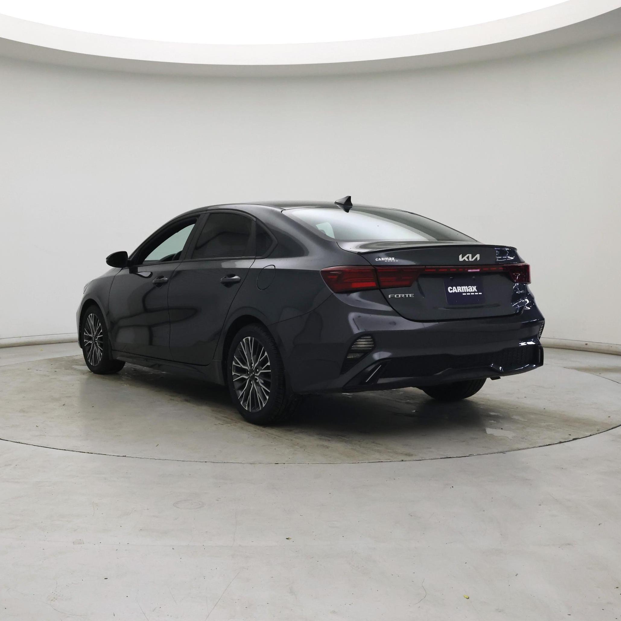 Thumbnail: 2023 Kia Forte - 2