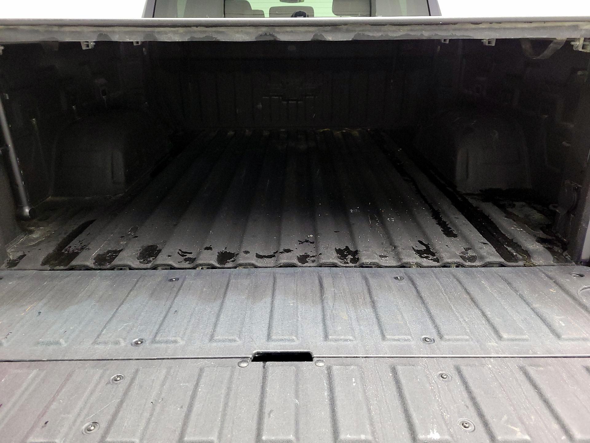 Thumbnail: 2023 Chevrolet Silverado 1500 - 17