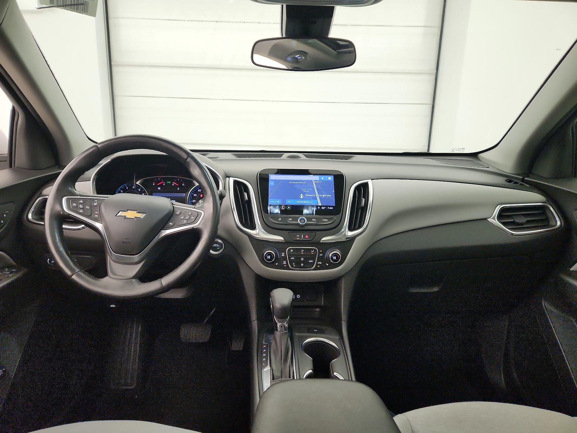 Thumbnail: 2022 Chevrolet Equinox - 9