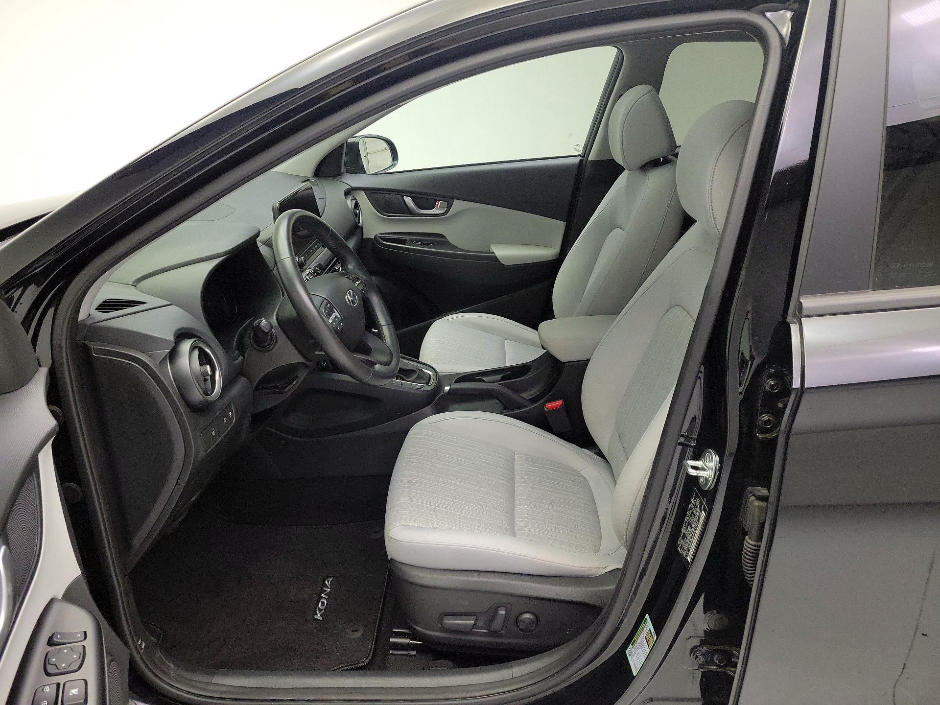 Thumbnail: 2023 Hyundai Kona - 11