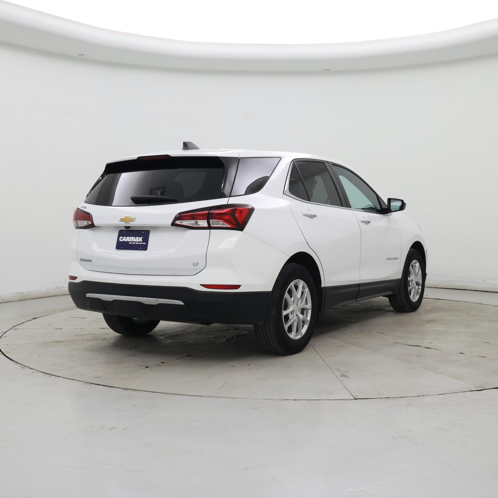 Thumbnail: 2022 Chevrolet Equinox - 8