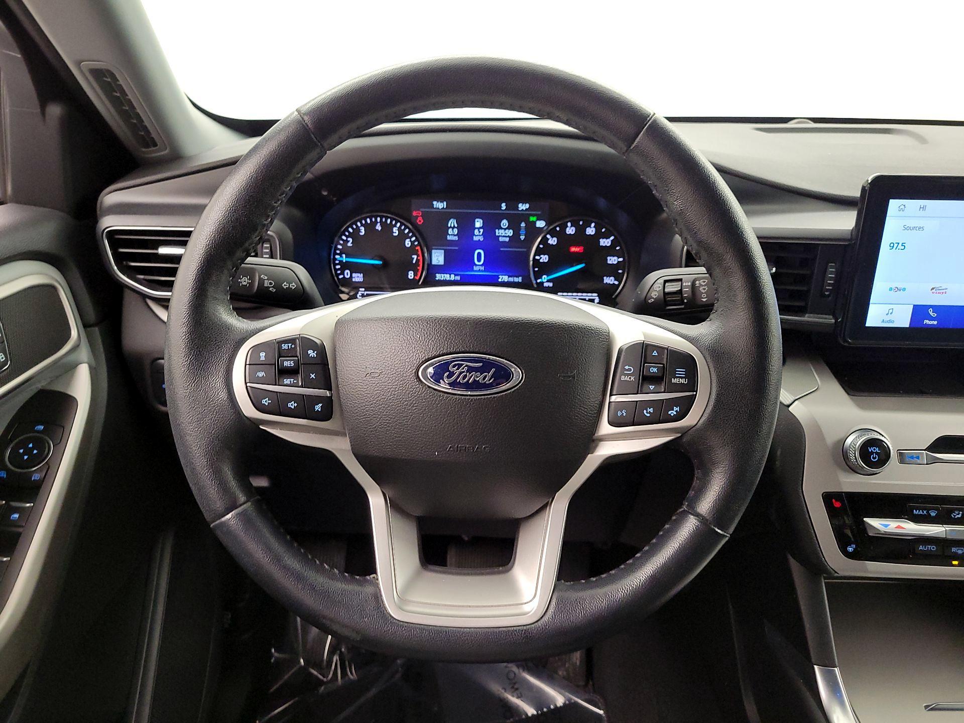 Thumbnail: 2022 Ford Explorer - 10