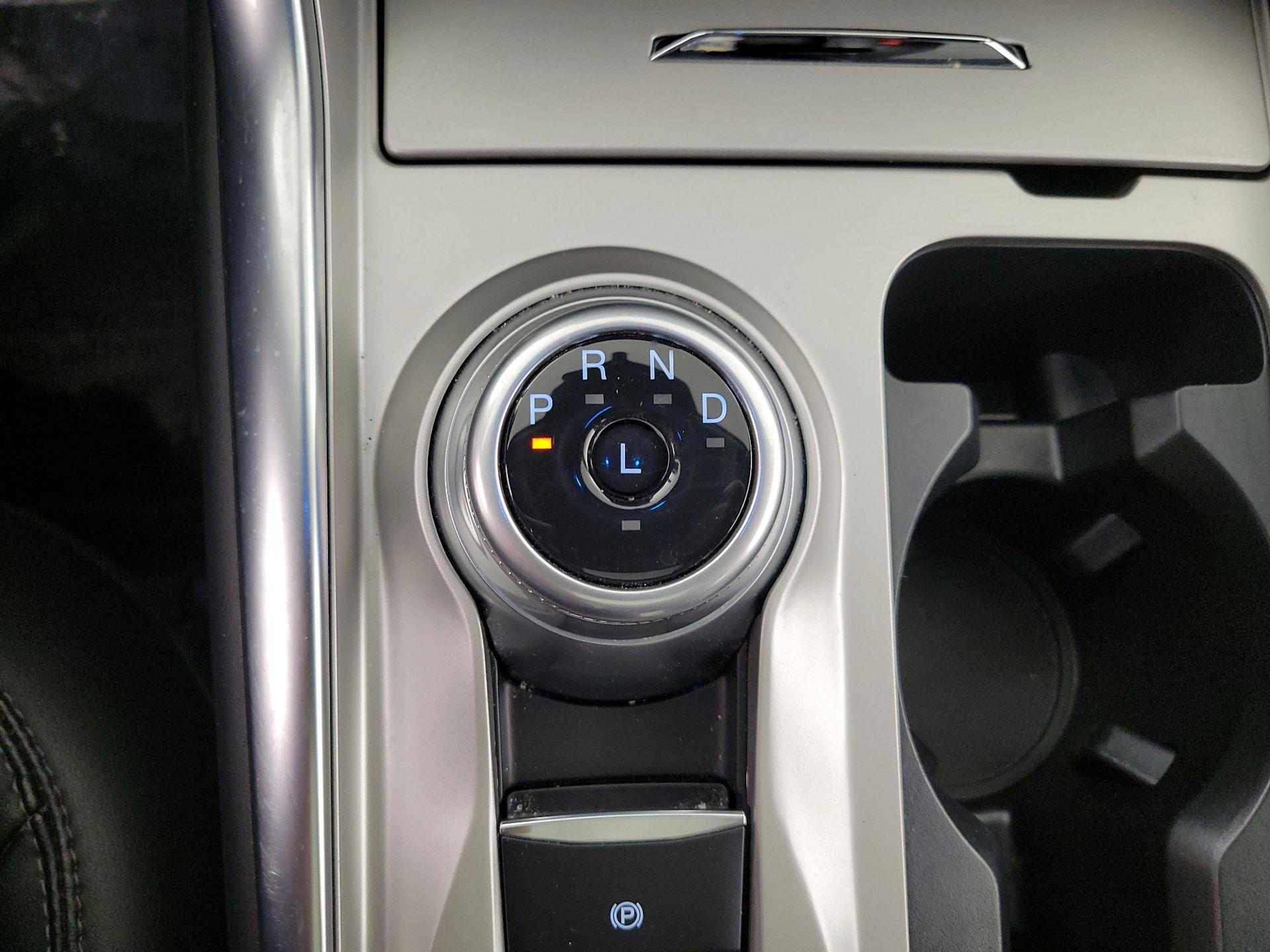 Thumbnail: 2022 Ford Explorer - 18