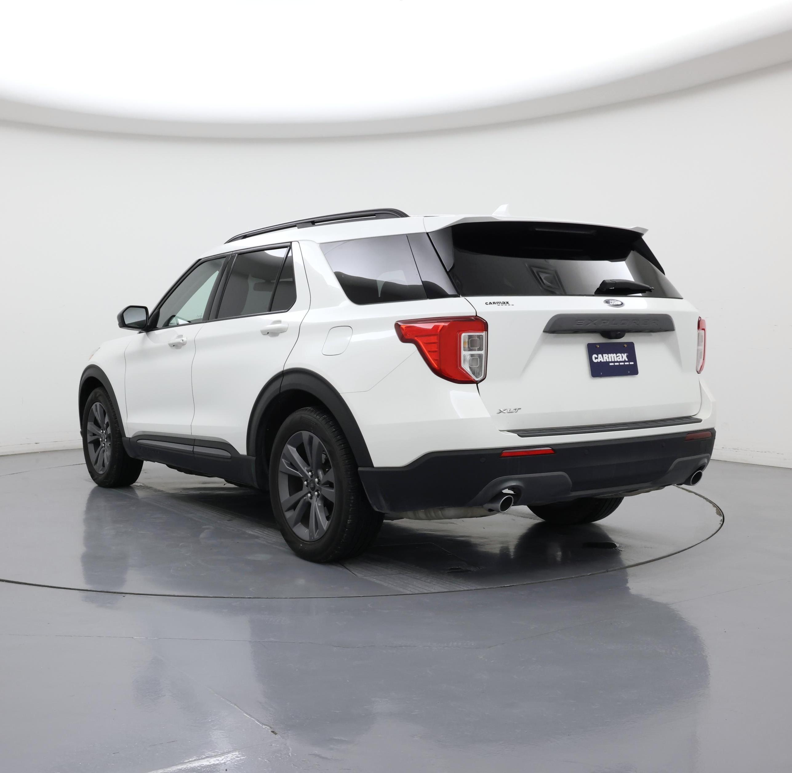 Thumbnail: 2022 Ford Explorer - 2