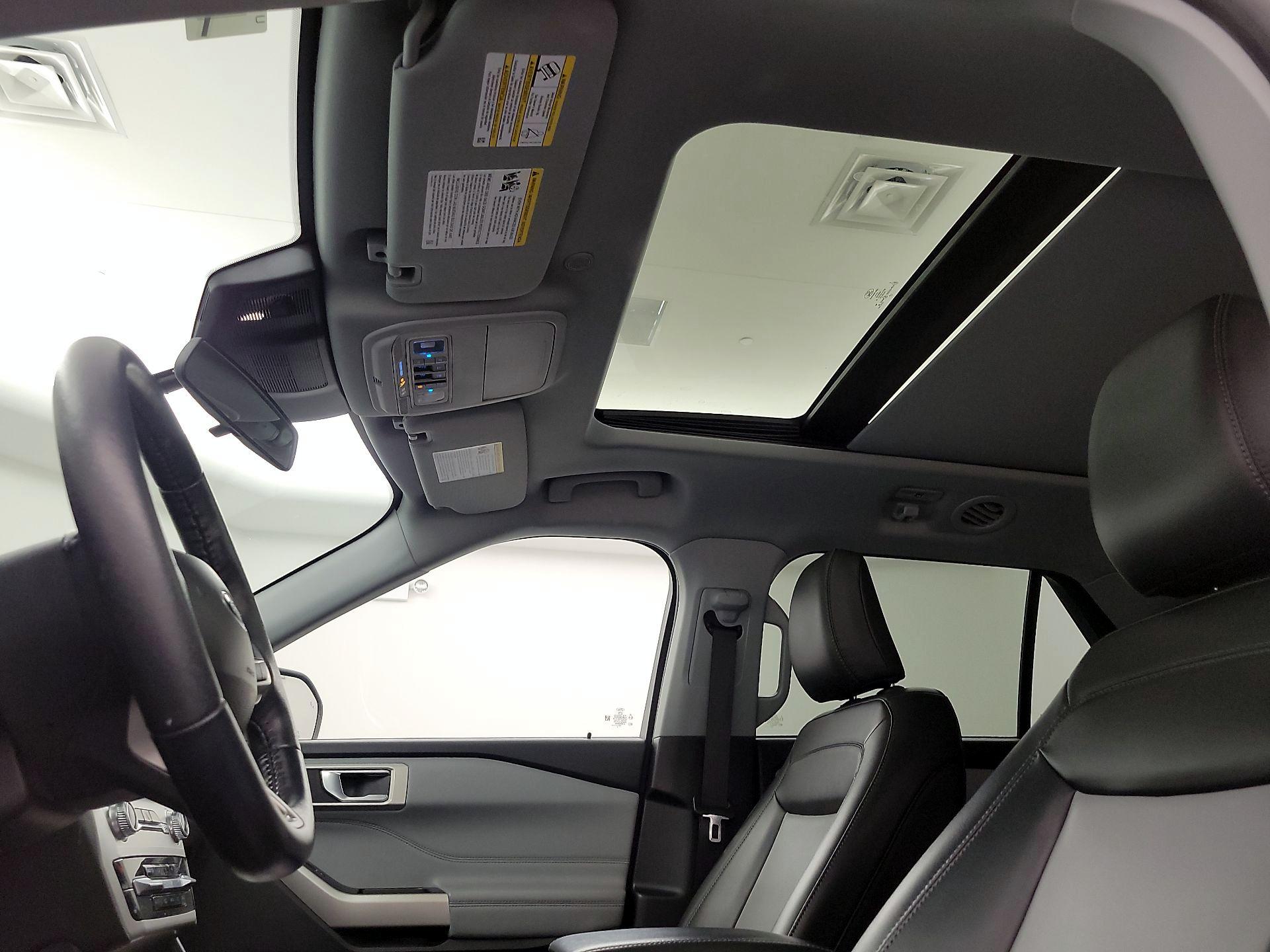 Thumbnail: 2022 Ford Explorer - 20