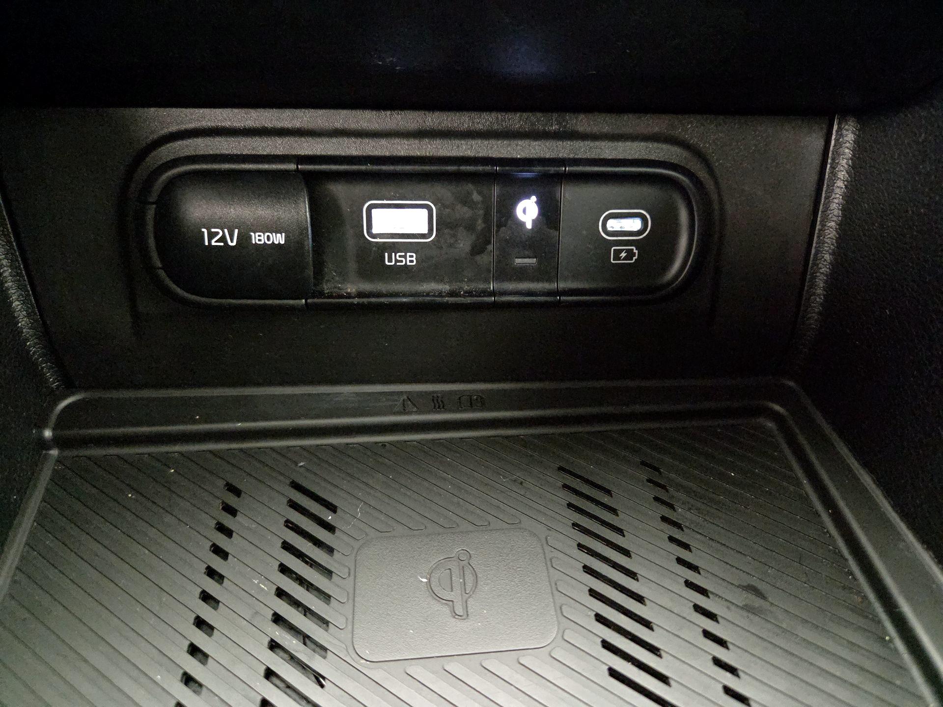 Thumbnail: 2023 Kia Sportage - 19