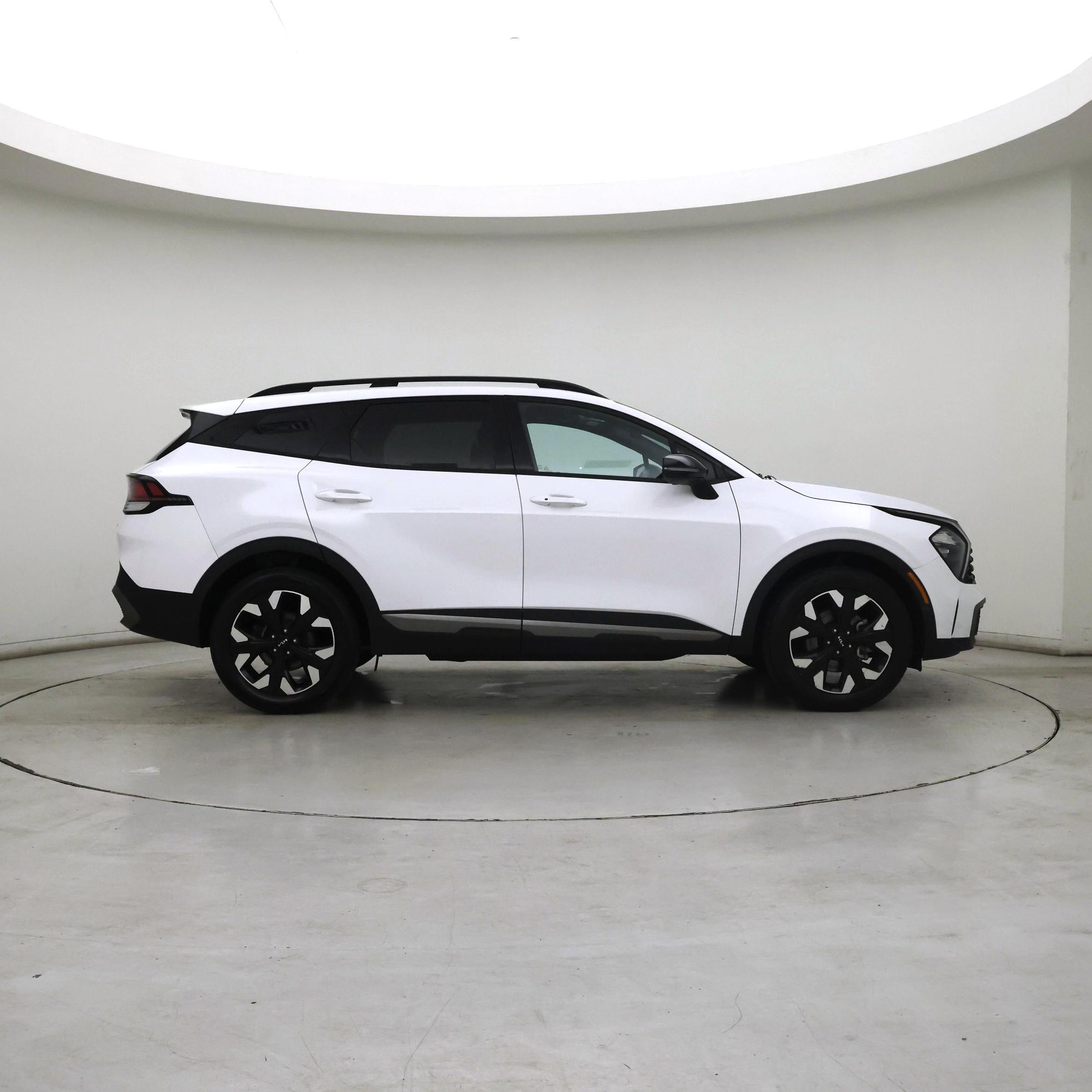 Thumbnail: 2023 Kia Sportage - 7