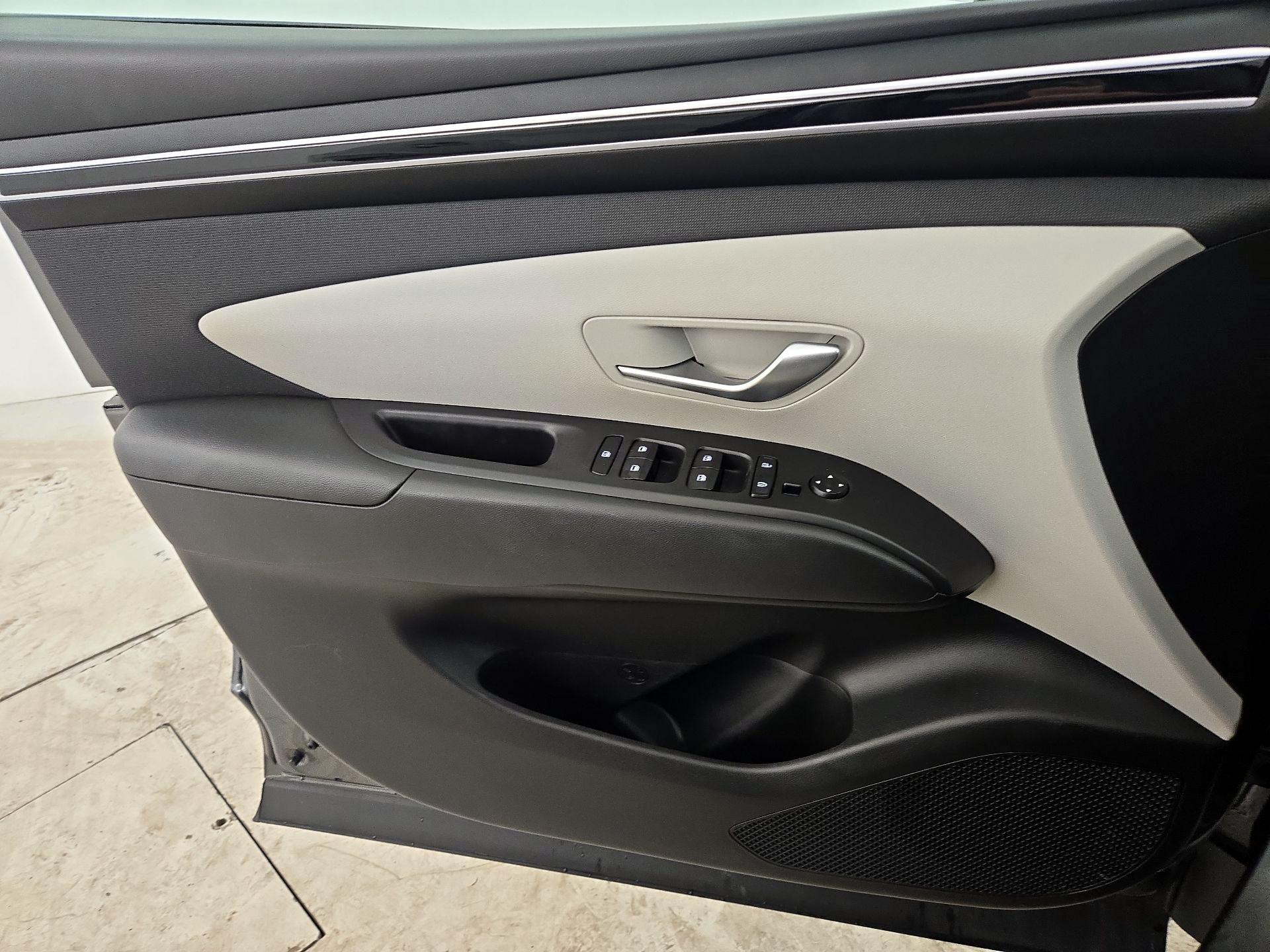 Thumbnail: 2023 Hyundai Tucson - 12