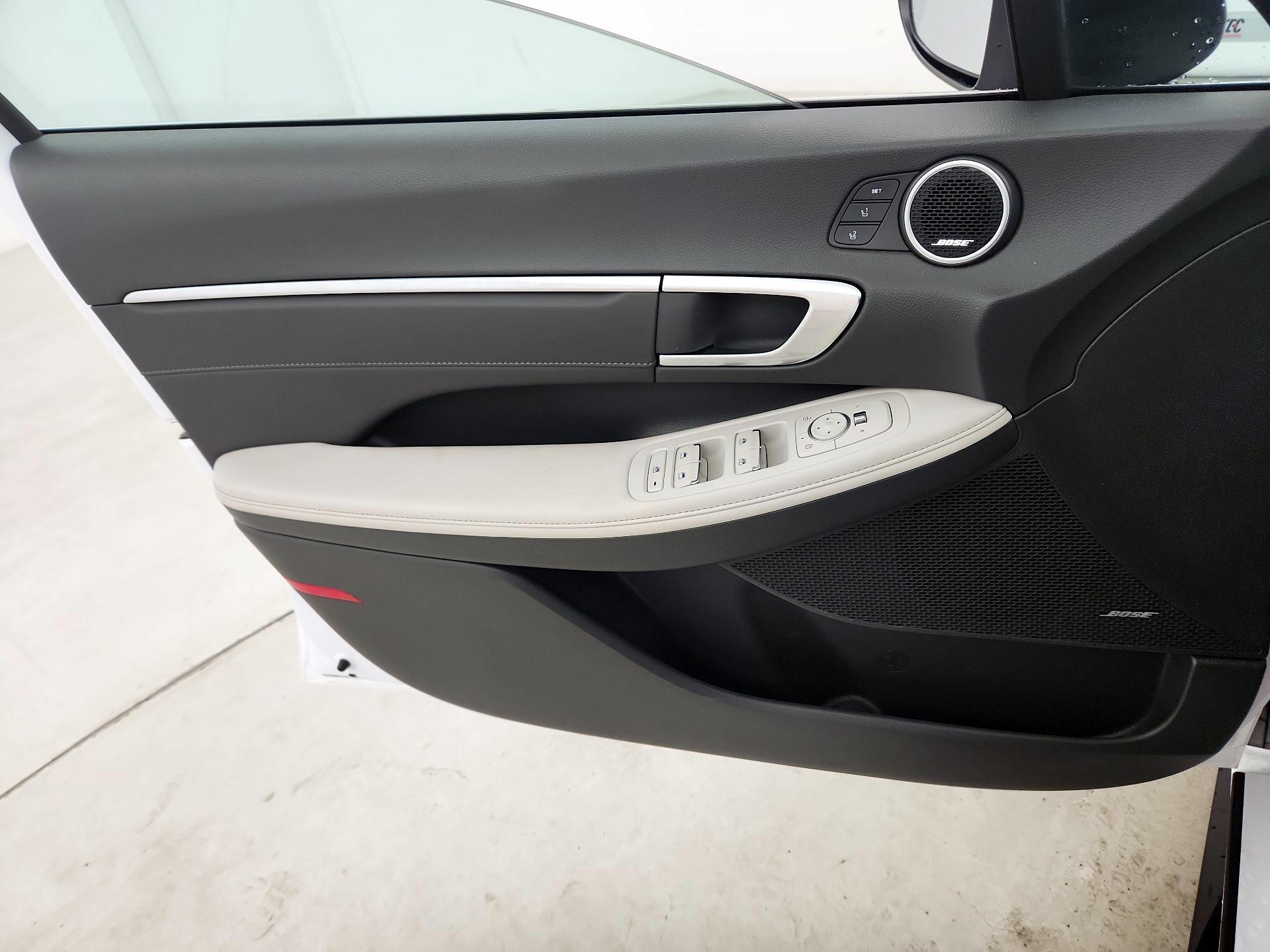 Thumbnail: 2023 Hyundai Sonata - 12