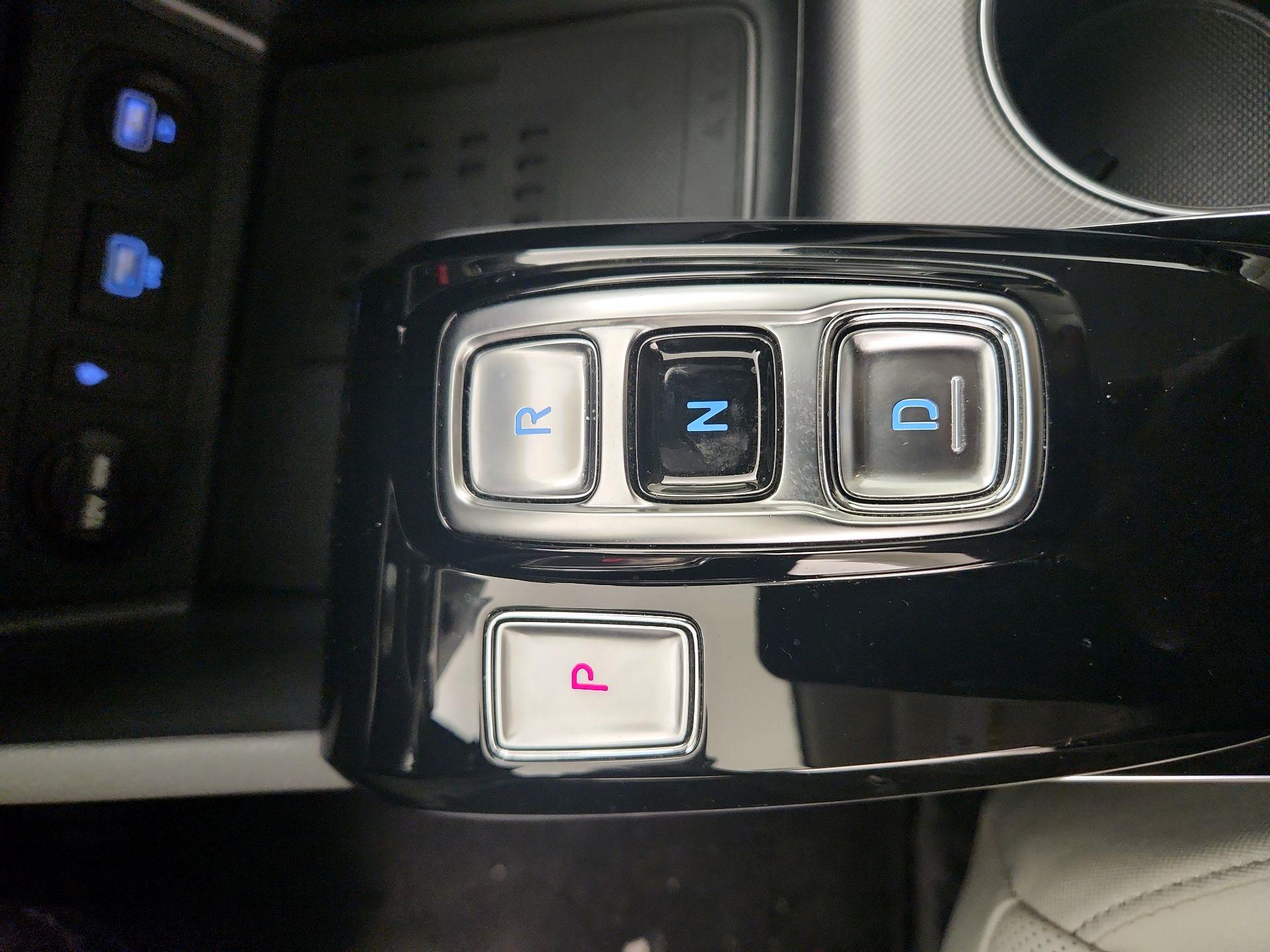 Thumbnail: 2023 Hyundai Sonata - 18