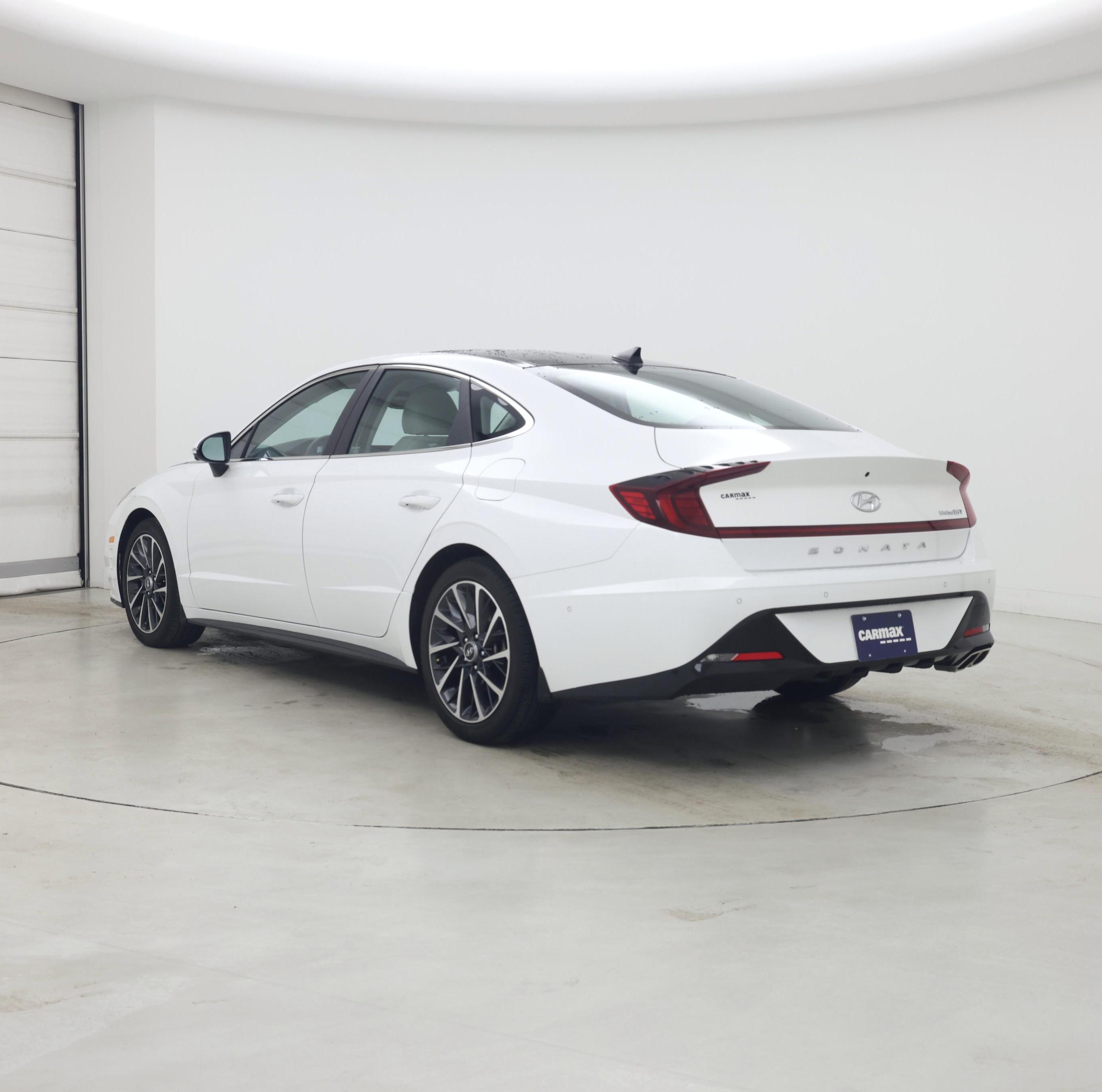 Thumbnail: 2023 Hyundai Sonata - 2