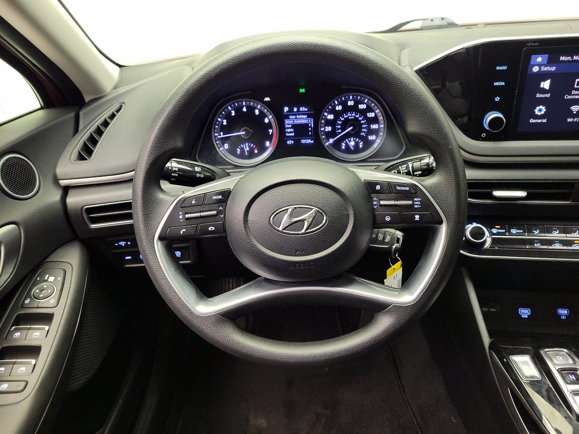 Thumbnail: 2023 Hyundai Sonata - 10