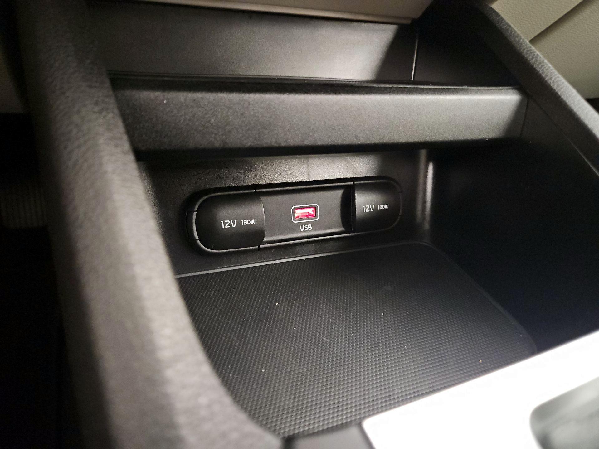 Thumbnail: 2023 Kia Forte - 18