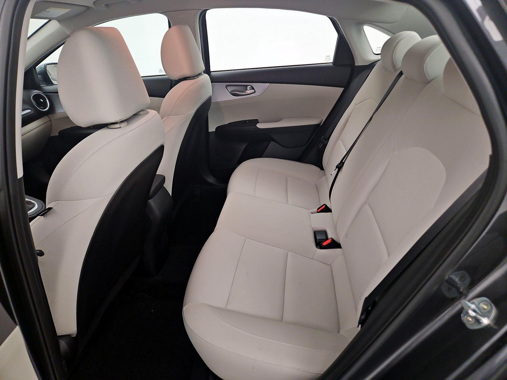 Thumbnail: 2023 Kia Forte - 19