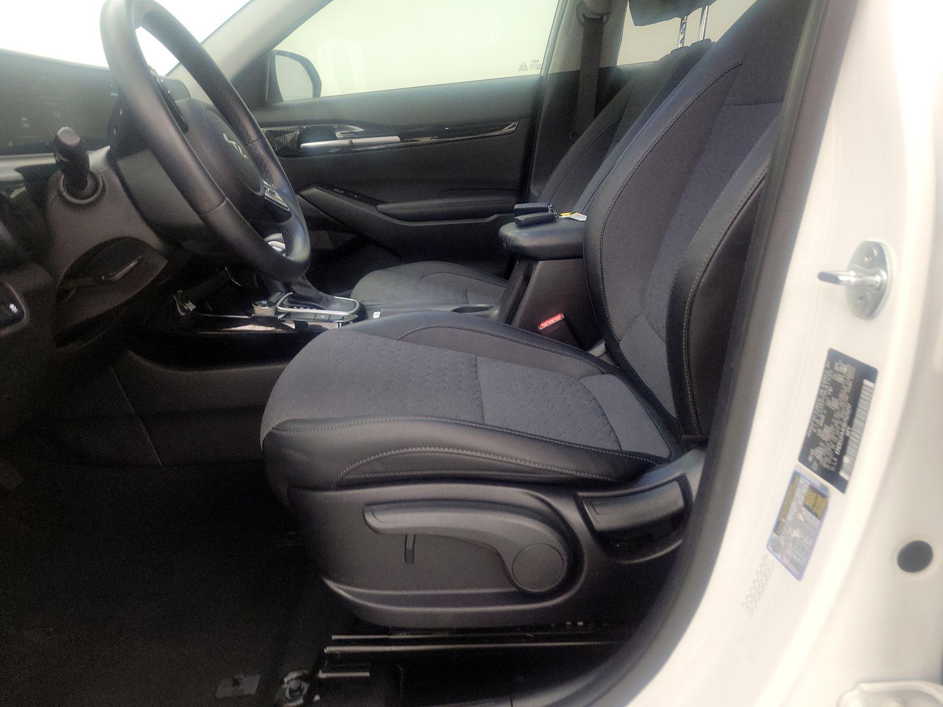 Thumbnail: 2024 Kia Seltos - 11