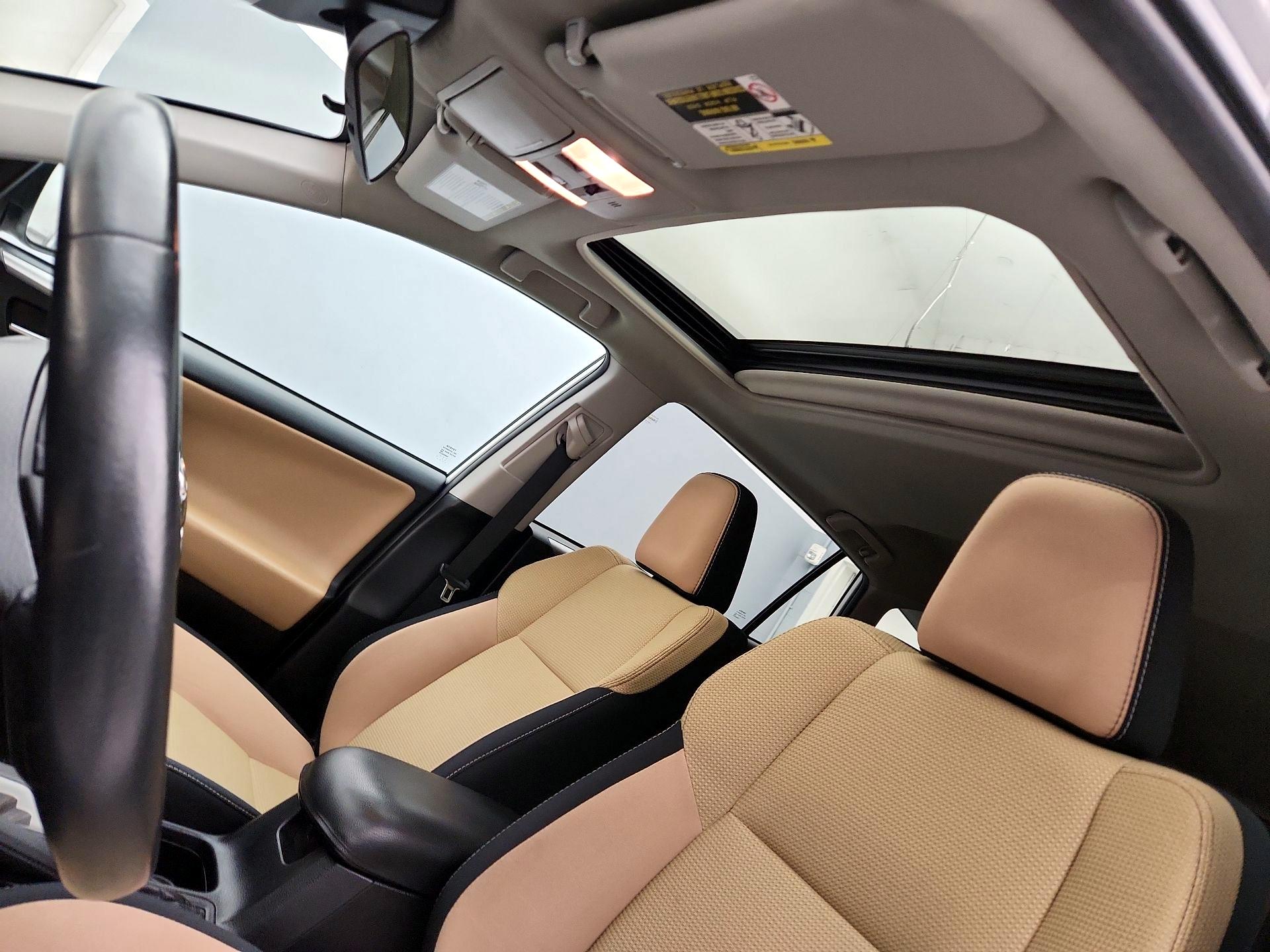 Thumbnail: 2018 Toyota RAV4 - 19