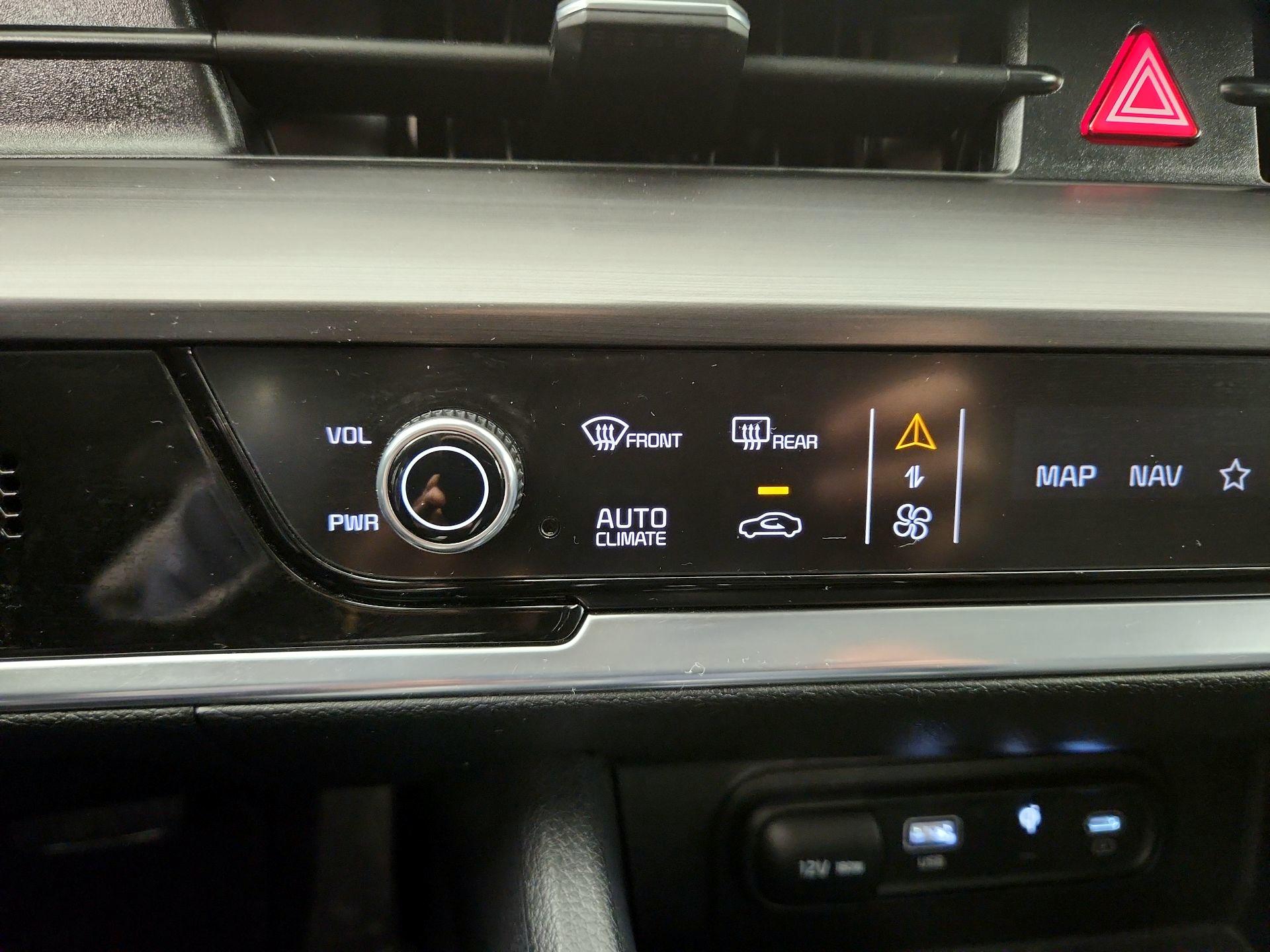 Thumbnail: 2024 Kia Sportage - 17