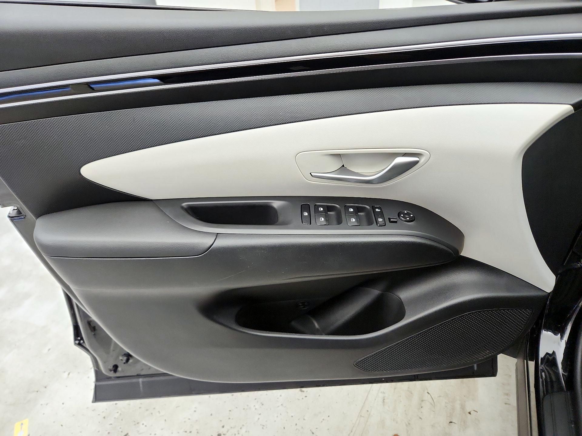 Thumbnail: 2024 Hyundai Tucson - 12