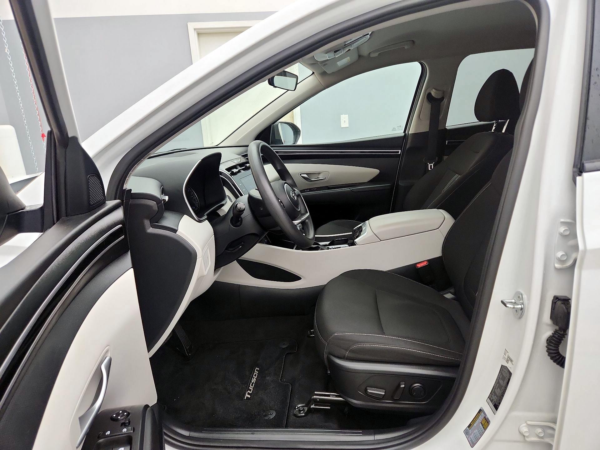 Thumbnail: 2023 Hyundai Tucson - 11
