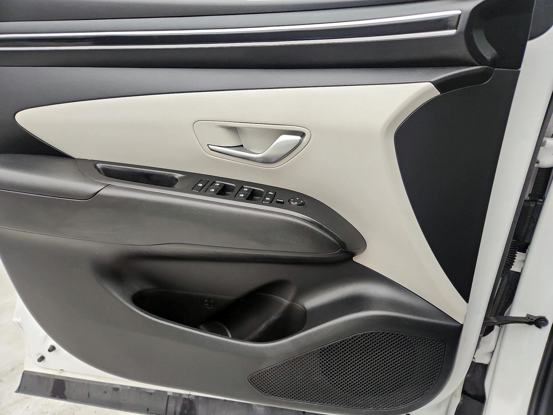 Thumbnail: 2023 Hyundai Tucson - 12