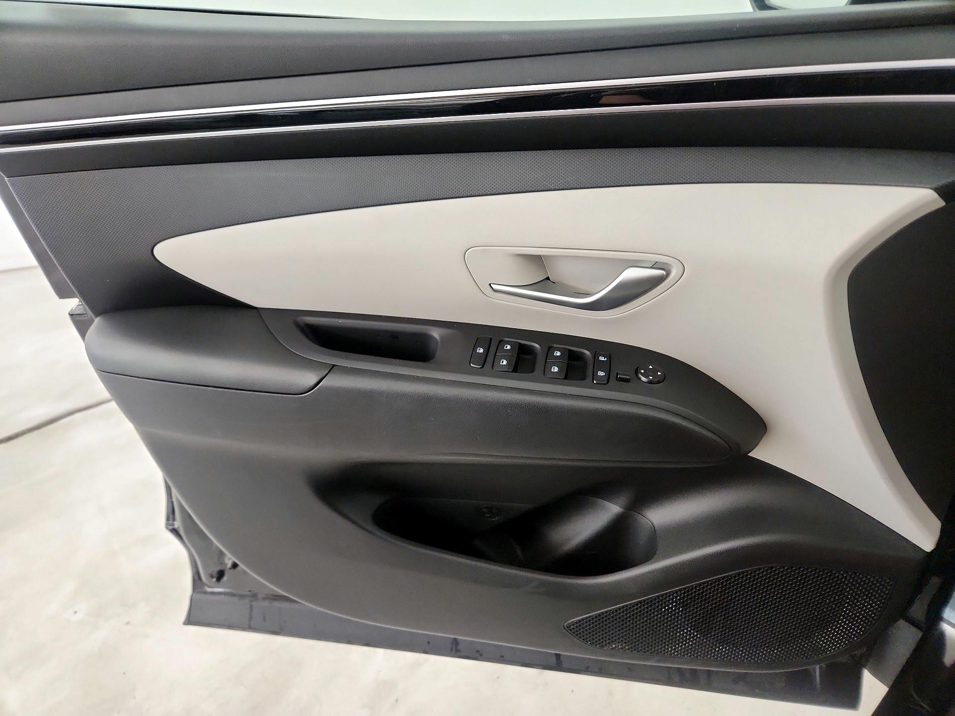 Thumbnail: 2024 Hyundai Tucson - 12