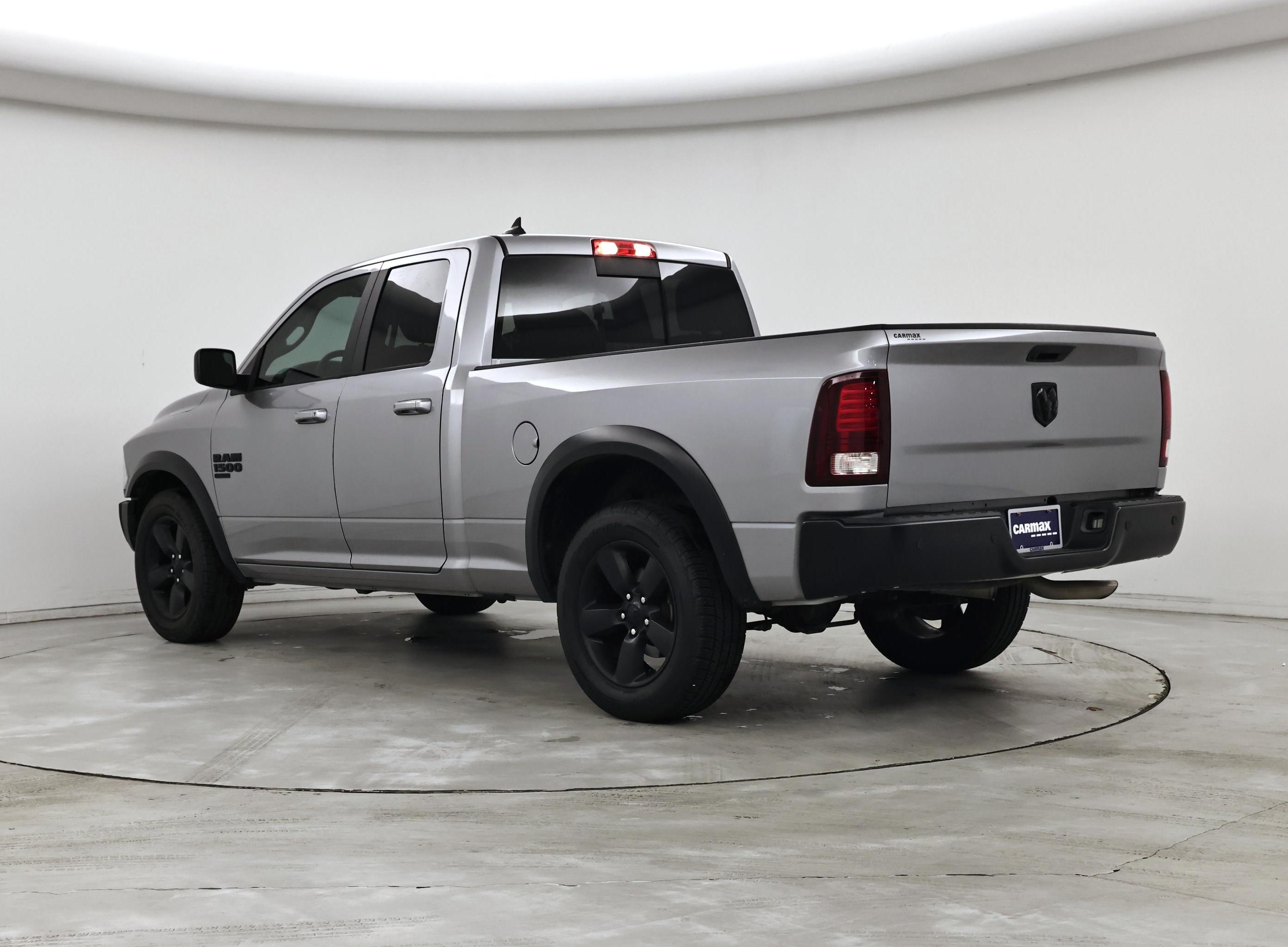 Thumbnail: 2019 RAM 1500 Classic - 2