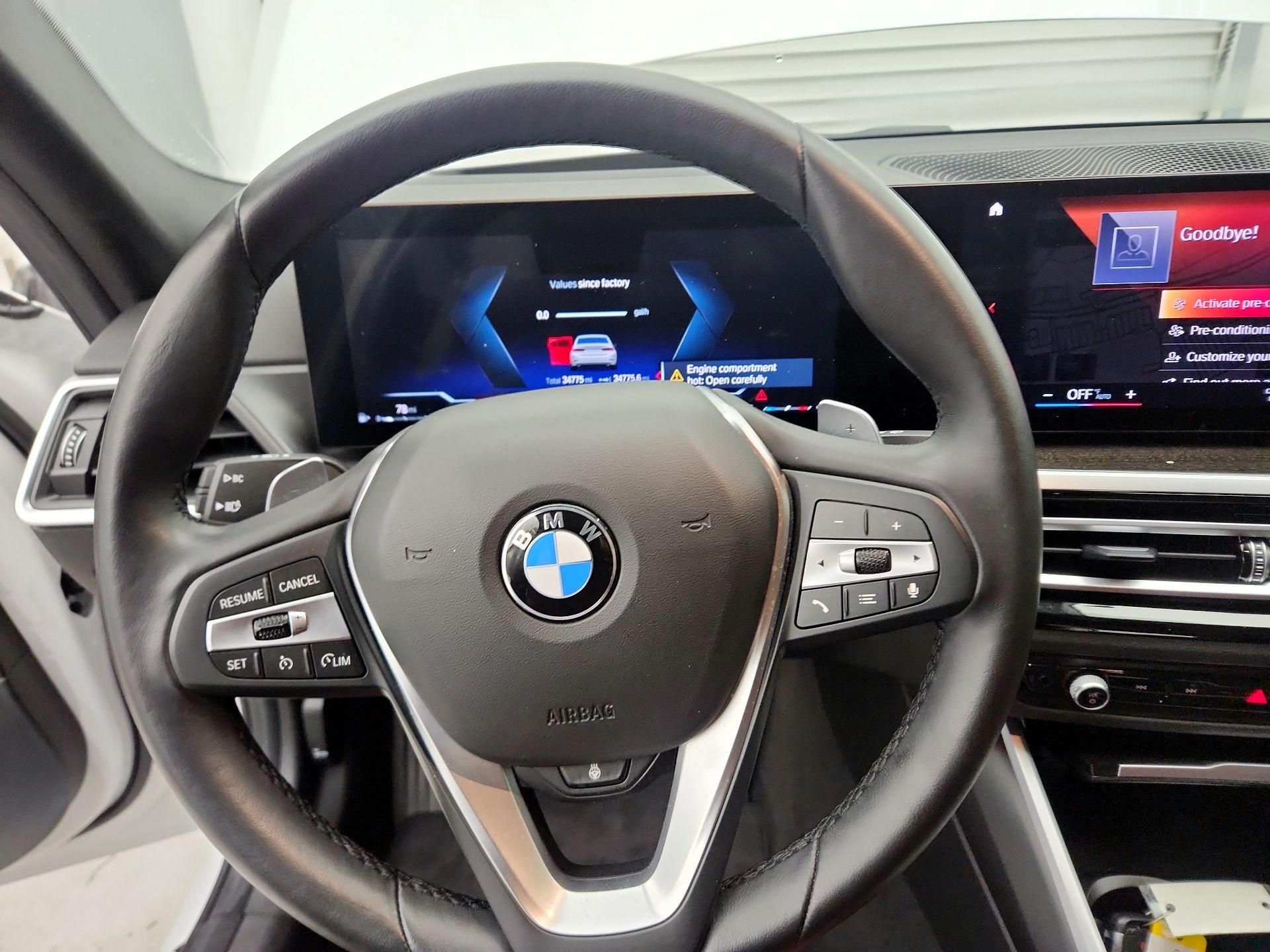 Thumbnail: 2024 BMW 3 Series - 10