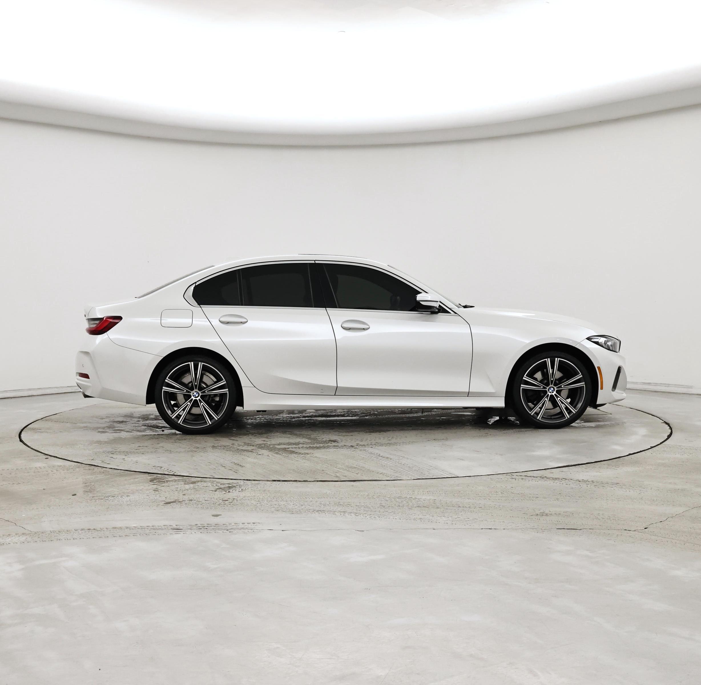 Thumbnail: 2024 BMW 3 Series - 7