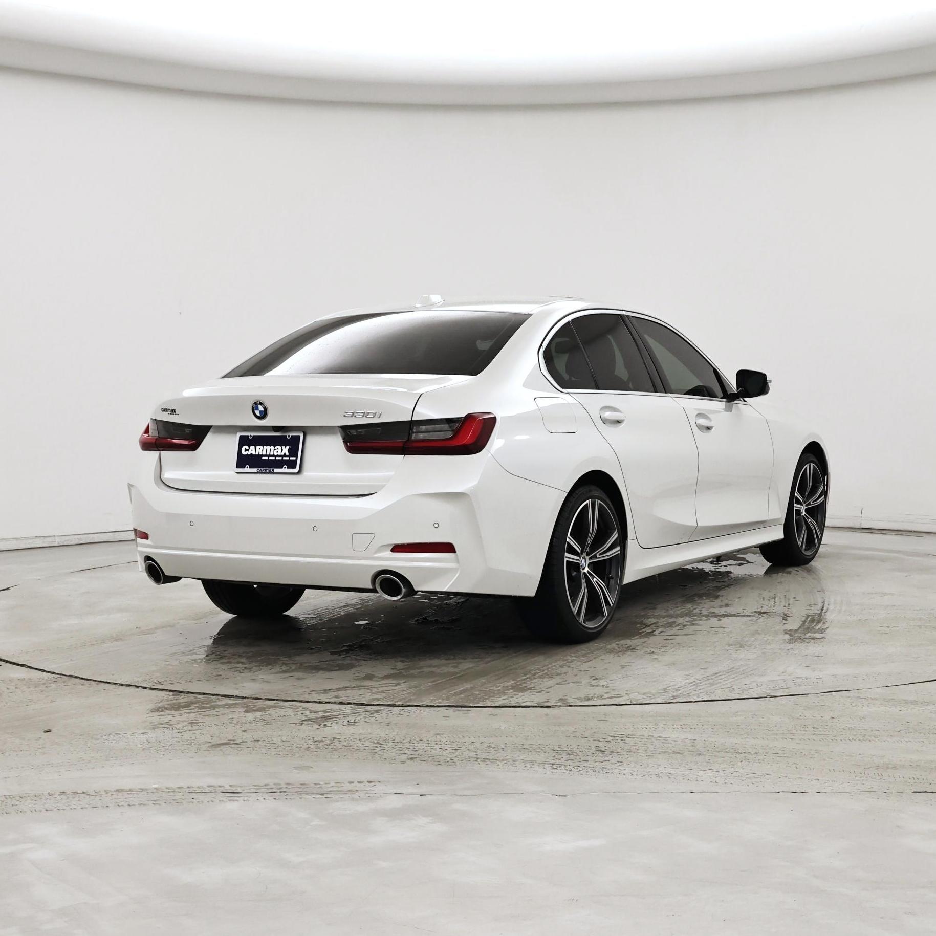 Thumbnail: 2024 BMW 3 Series - 8