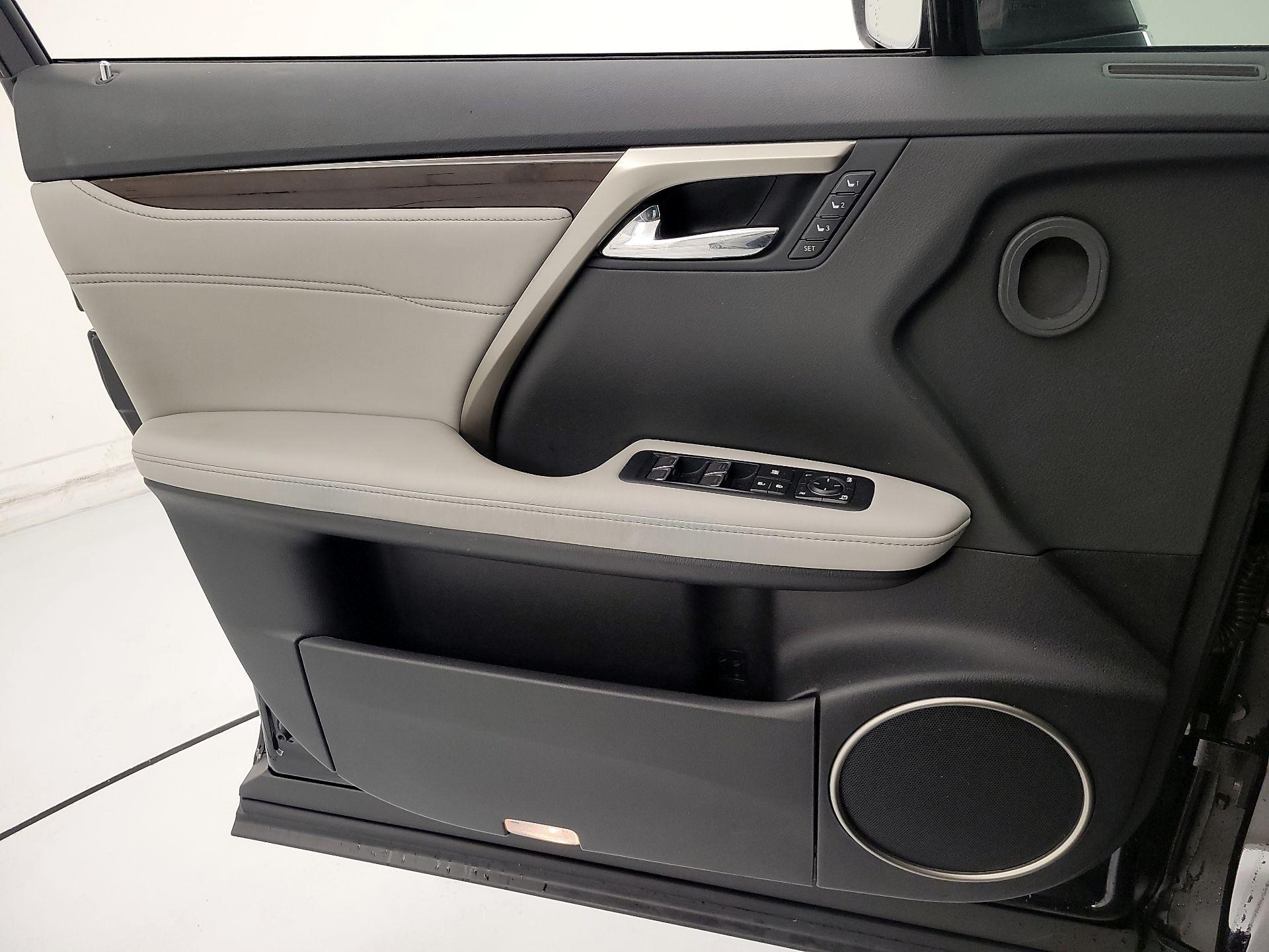 Thumbnail: 2017 Lexus RX - 12