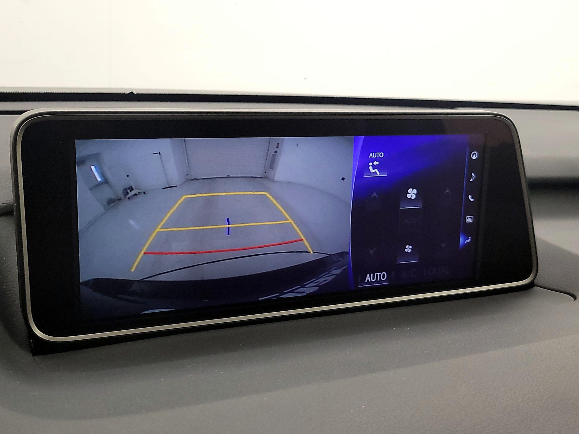 Thumbnail: 2017 Lexus RX - 15