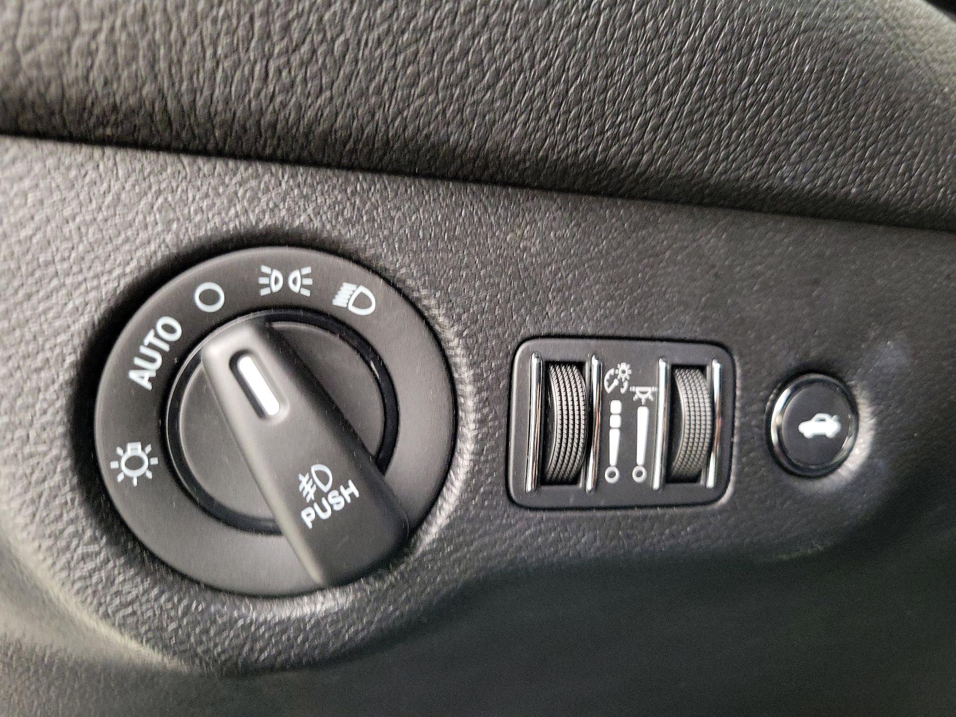 Thumbnail: 2022 Dodge Challenger - 13