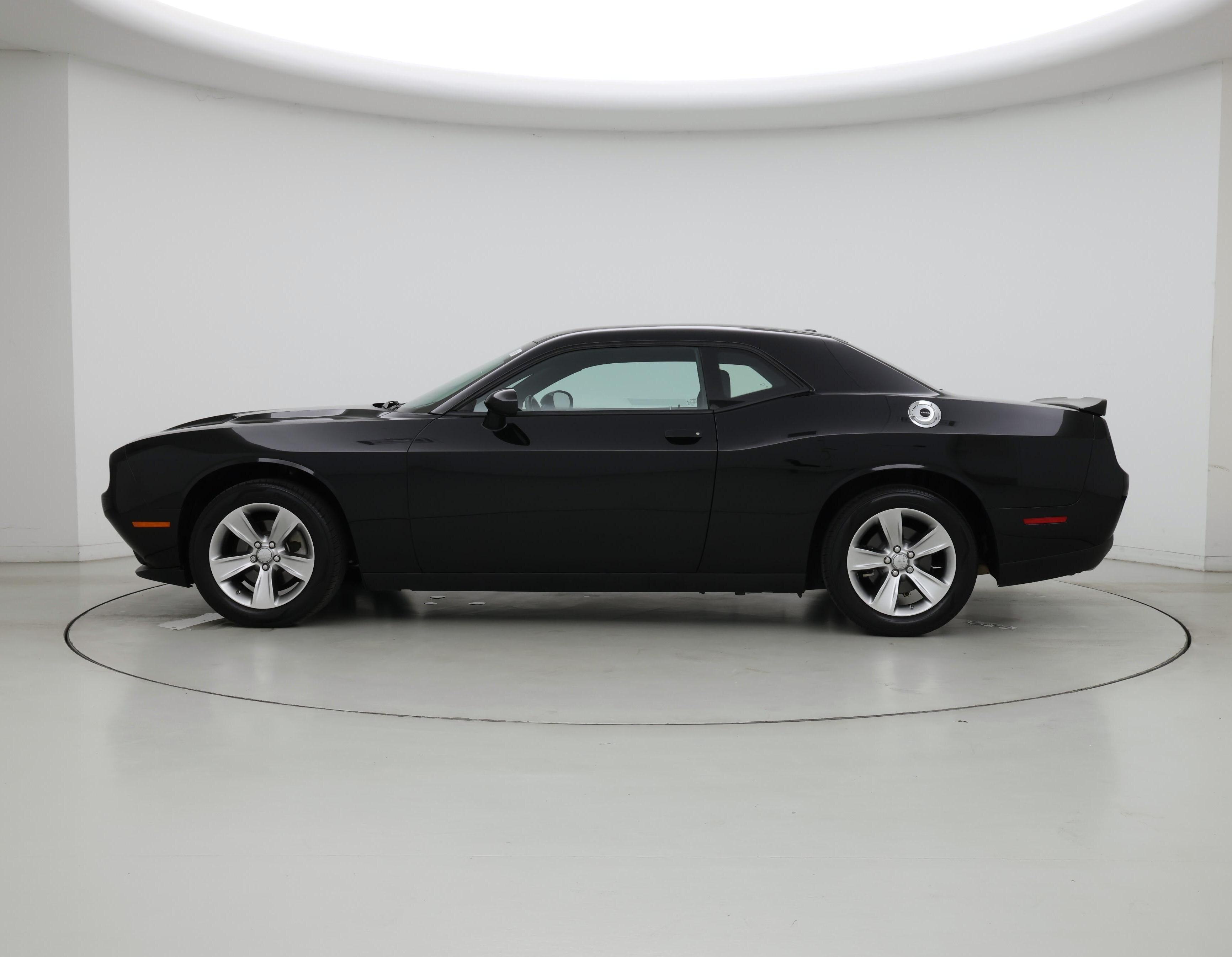 Thumbnail: 2022 Dodge Challenger - 3