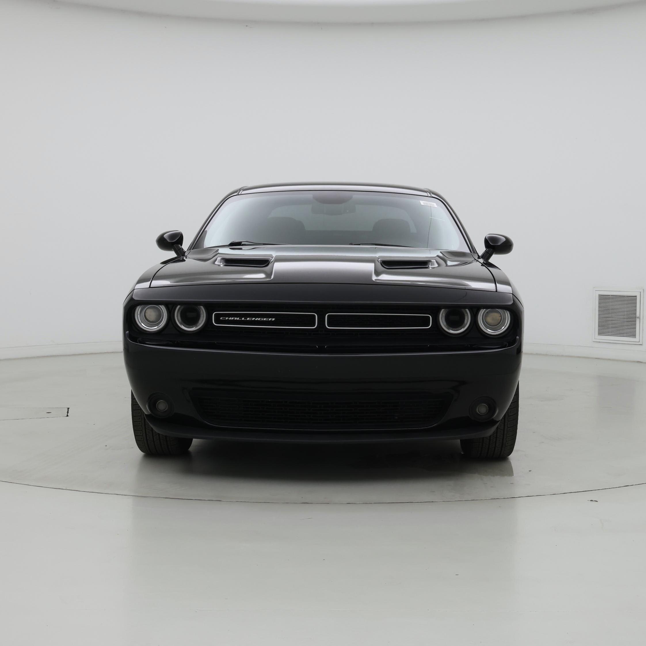 Thumbnail: 2022 Dodge Challenger - 5