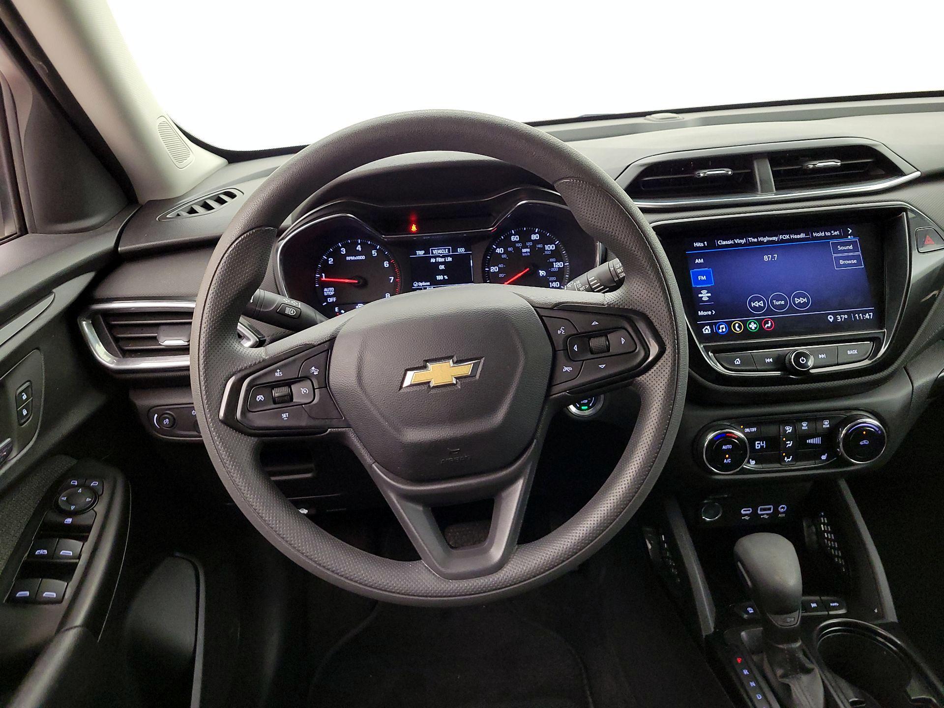 Thumbnail: 2023 Chevrolet TrailBlazer - 10