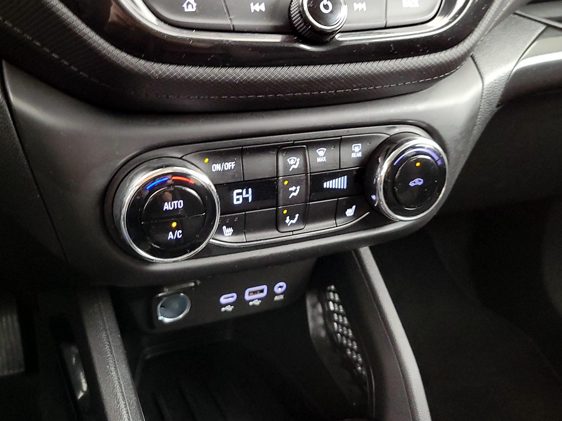 Thumbnail: 2023 Chevrolet TrailBlazer - 16