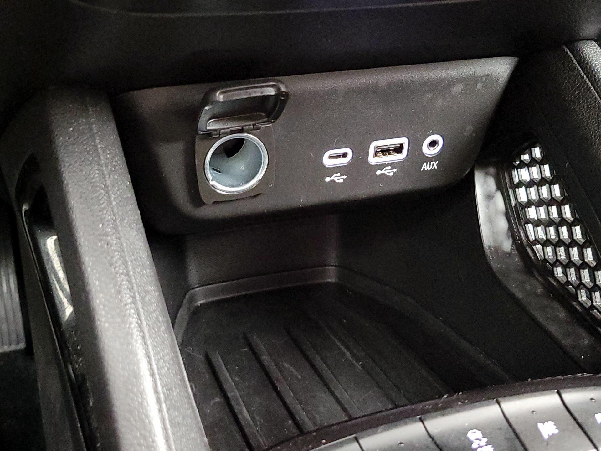 Thumbnail: 2023 Chevrolet TrailBlazer - 18